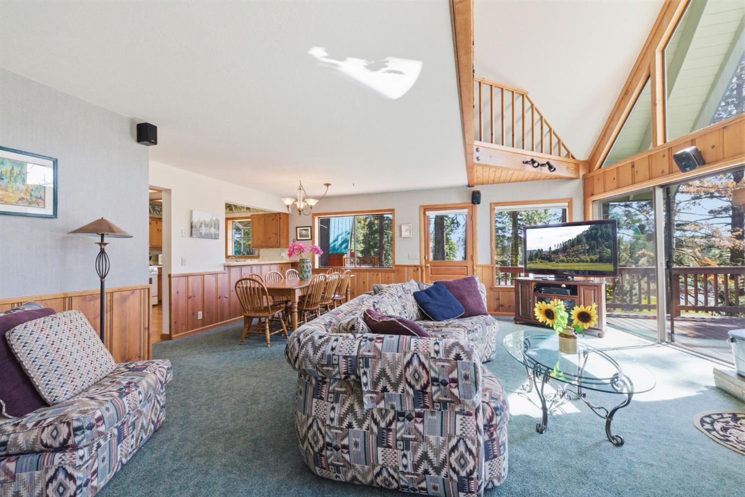 675 Skyline Drive