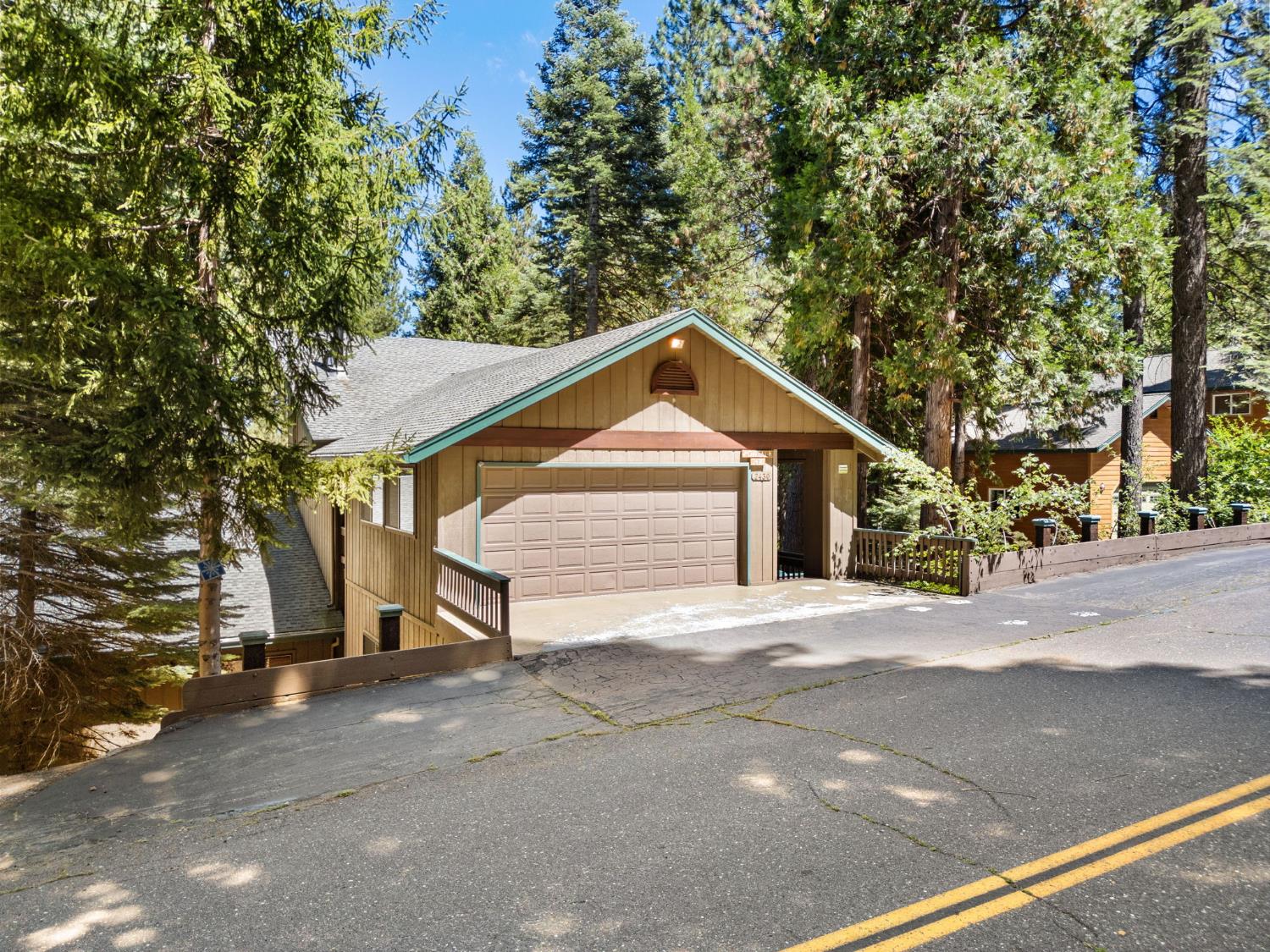 2430 Navajo Drive