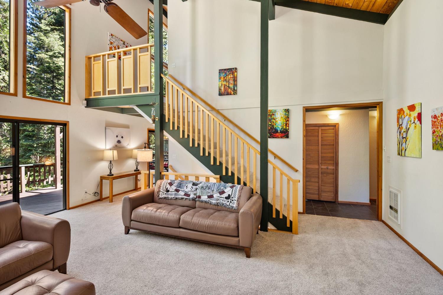 2430 Navajo Drive