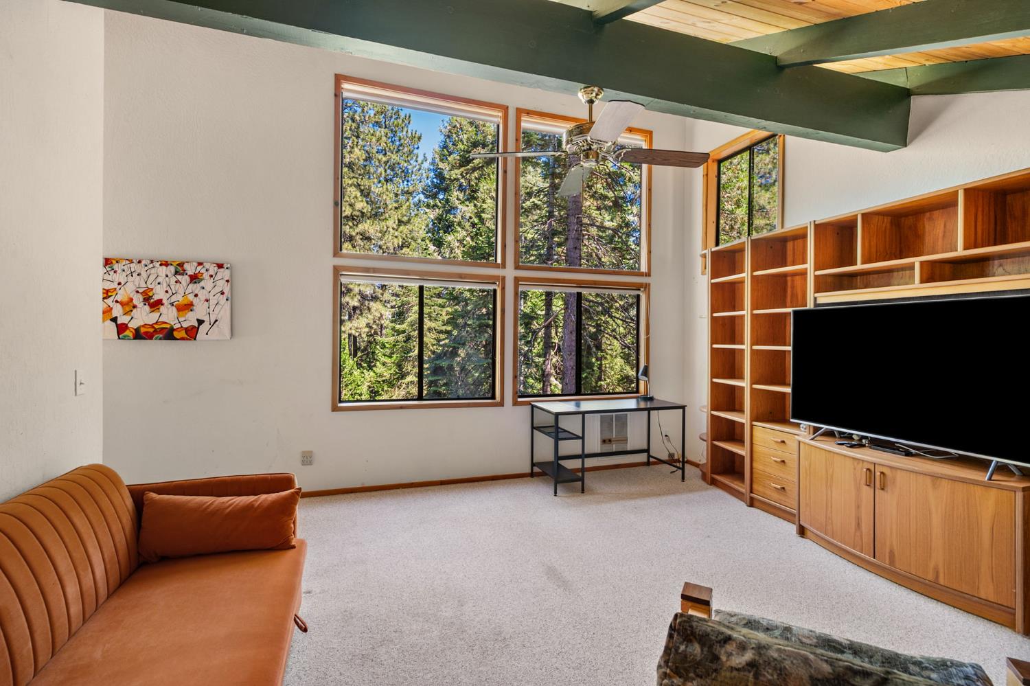 2430 Navajo Drive
