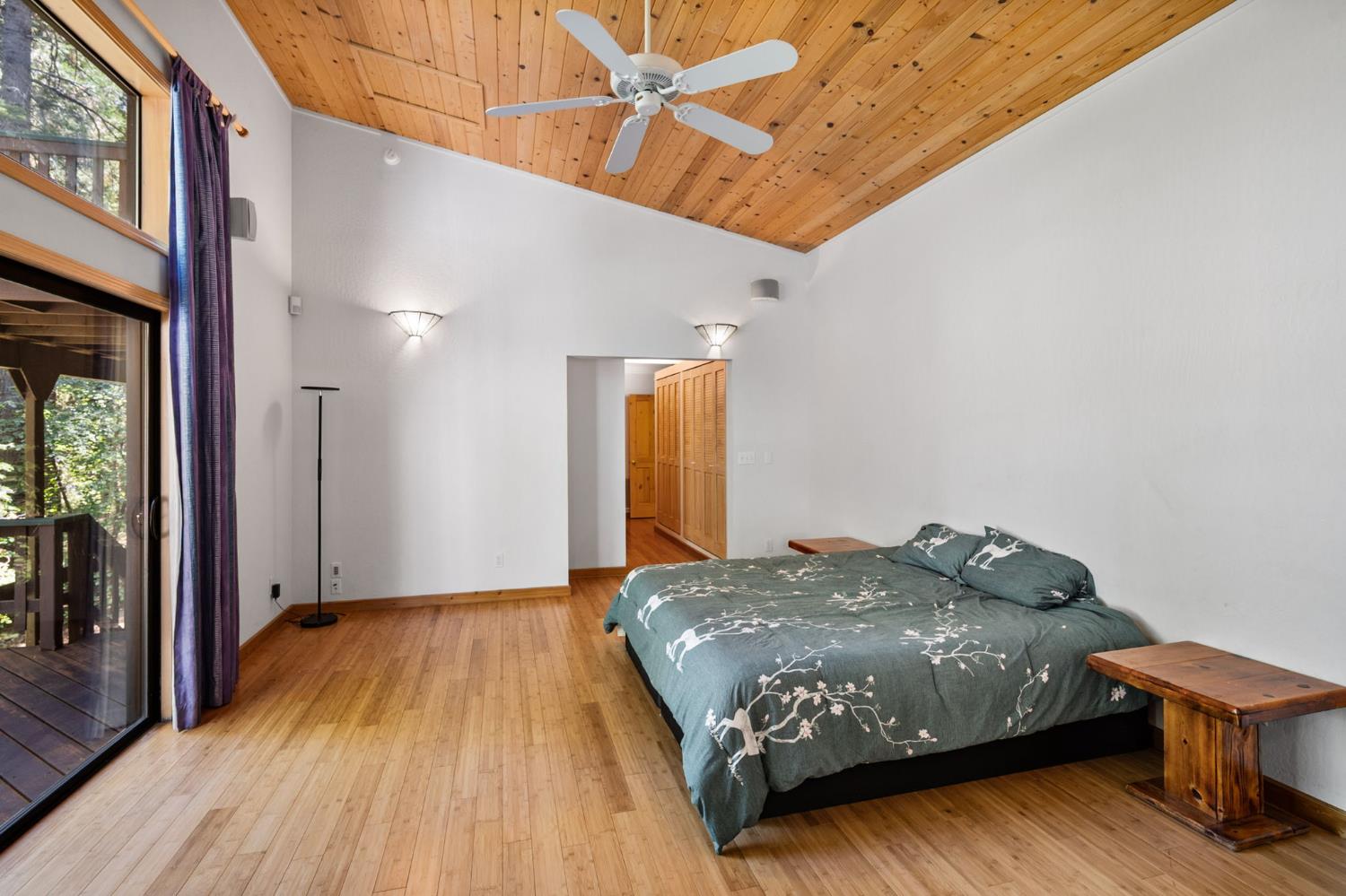 2430 Navajo Drive