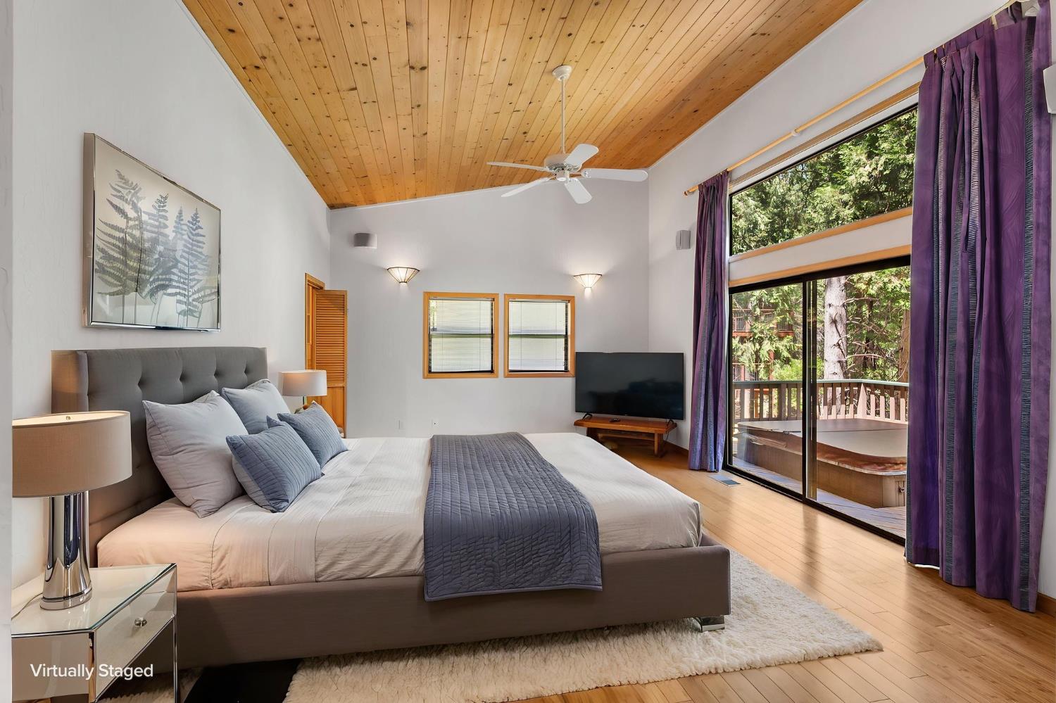 2430 Navajo Drive