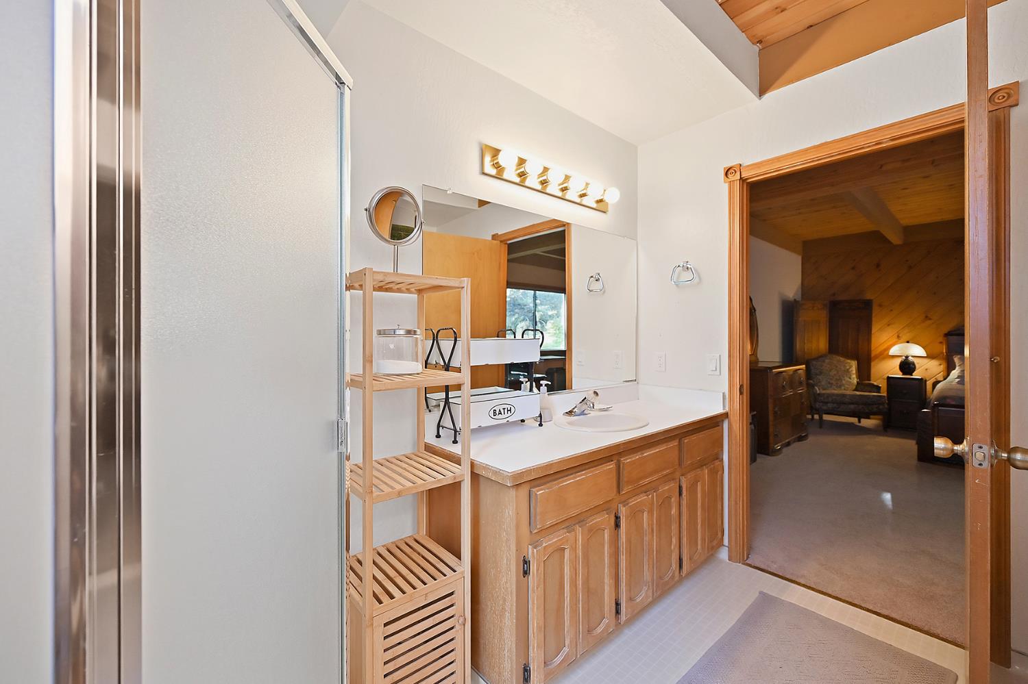 1280 Wawona Way