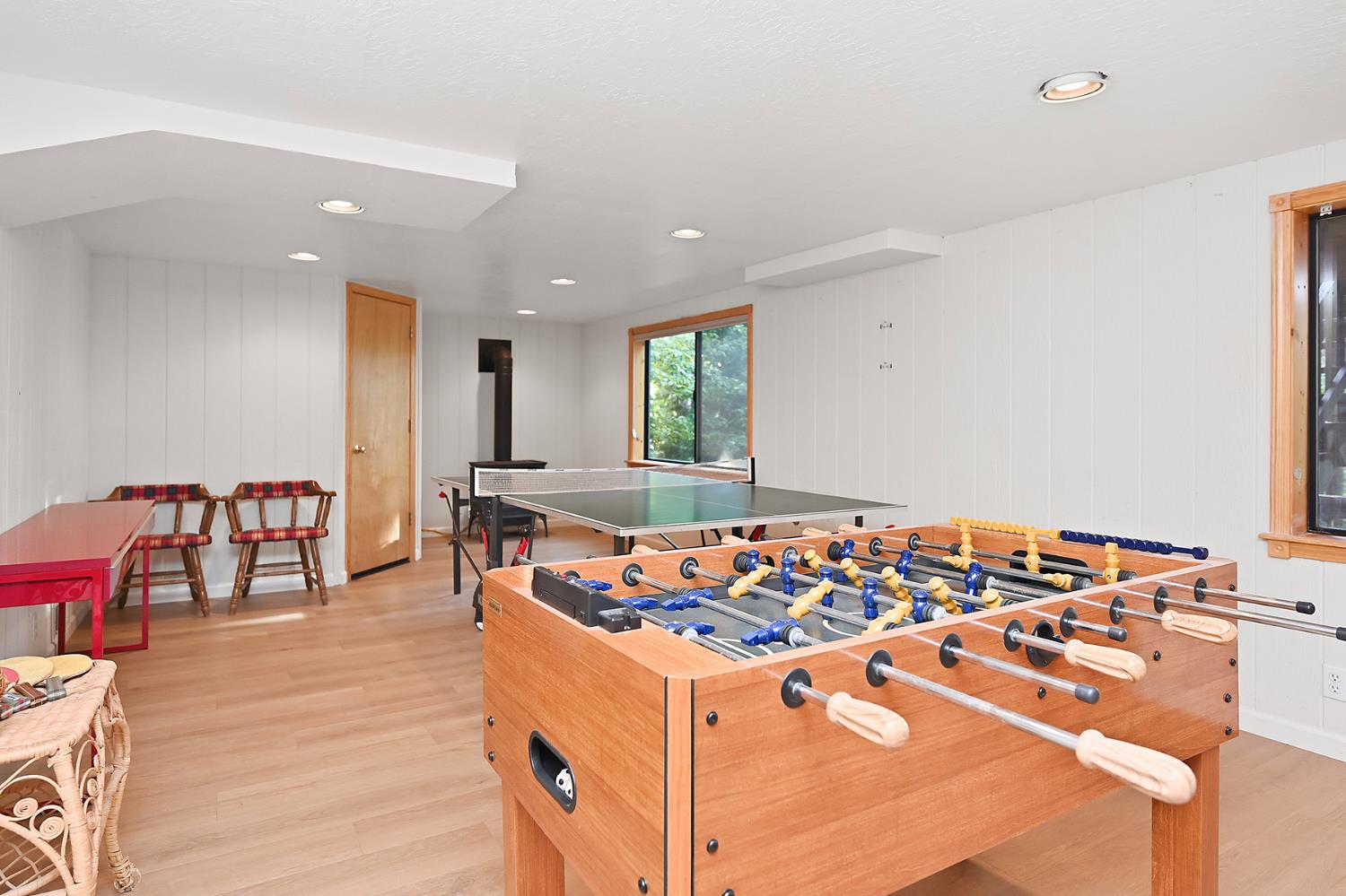 1280 Wawona Way