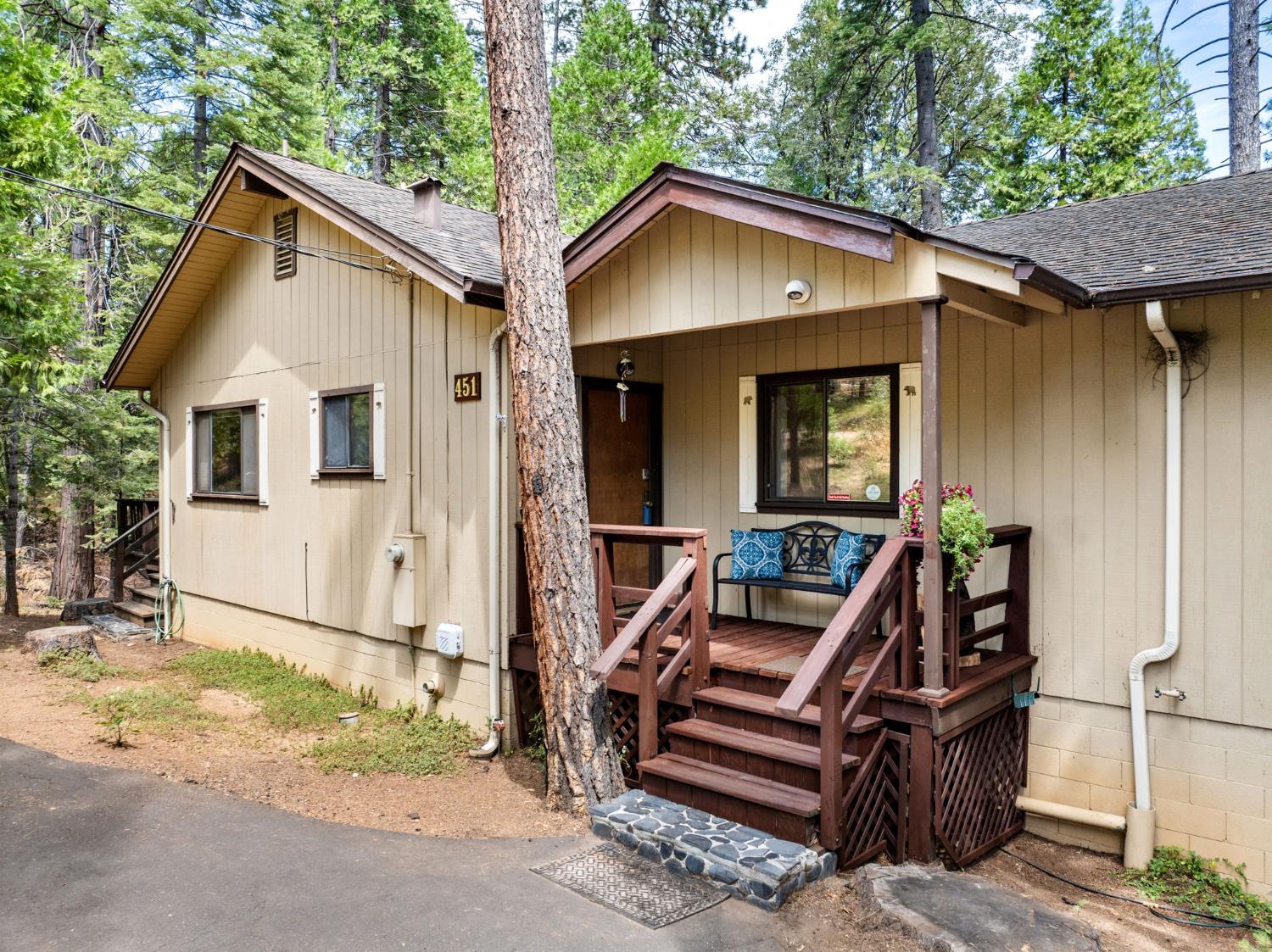 451 Moran Road