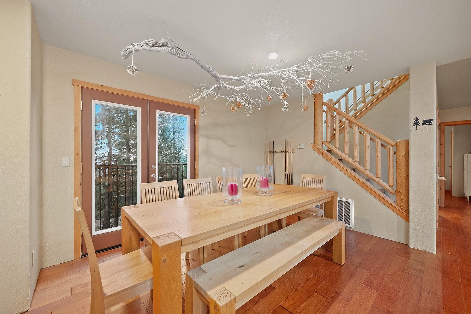 1361 Summit View Road
