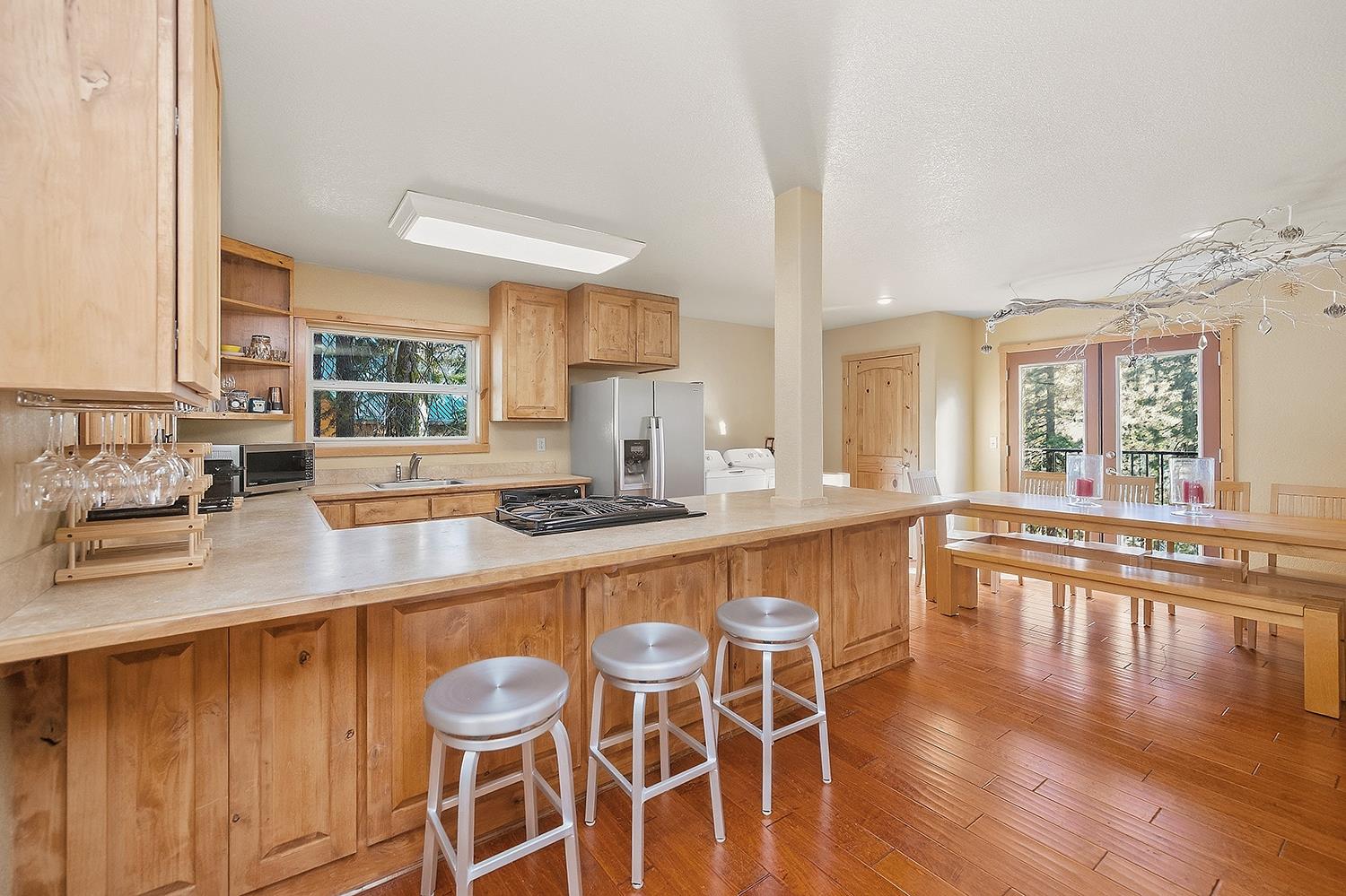 1361 Summit View Road