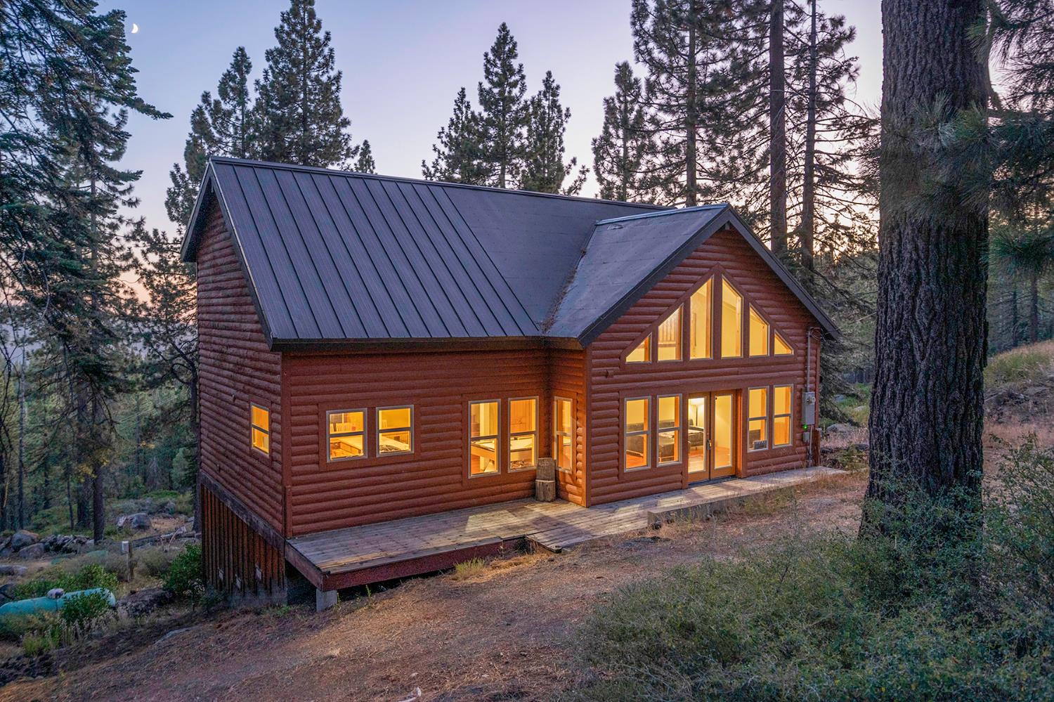 1361 Summit View Road