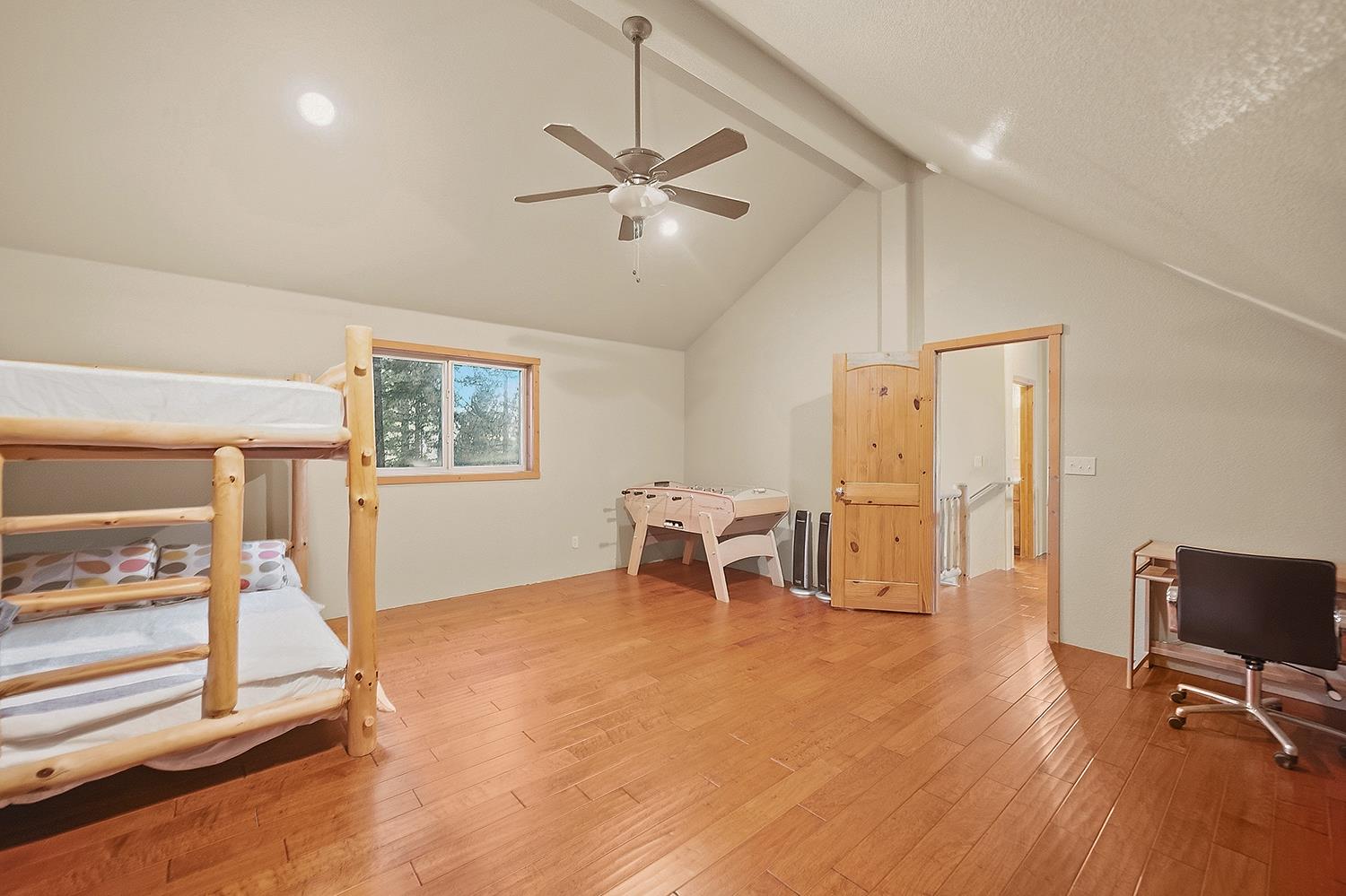 1361 Summit View Road