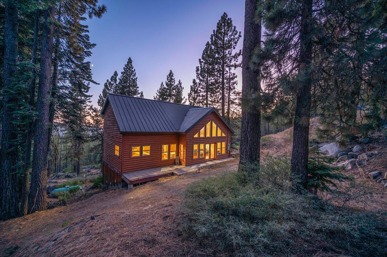 1361 Summit View Road