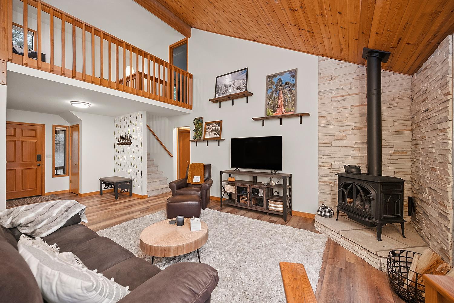 1691 Shirley Way