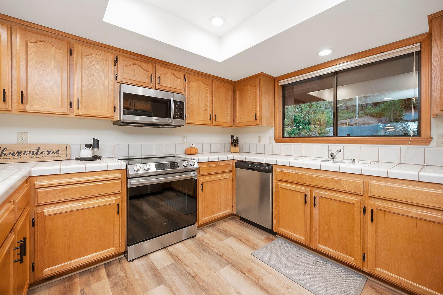 1691 Shirley Way