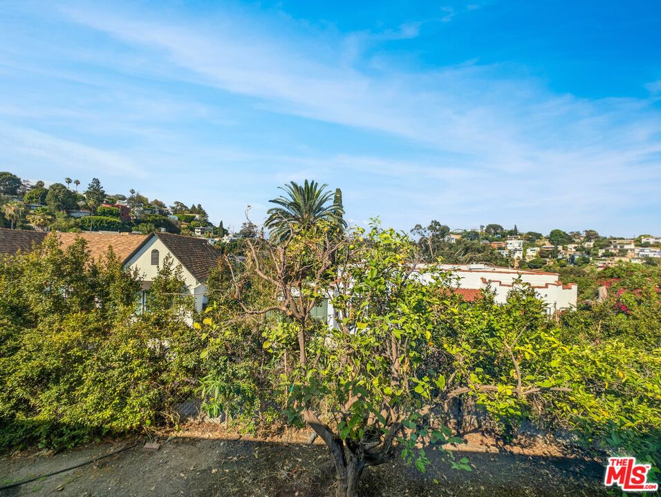 1643 Rotary Dr