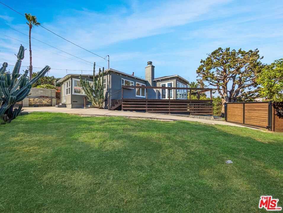 1643 Rotary Dr