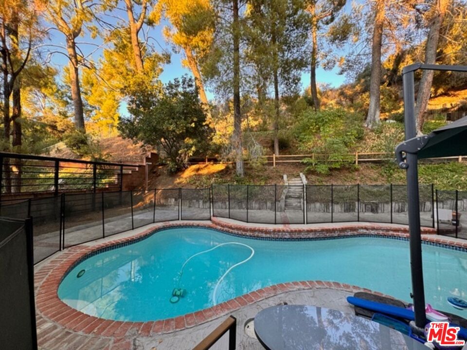 15737 Beaver Run Rd