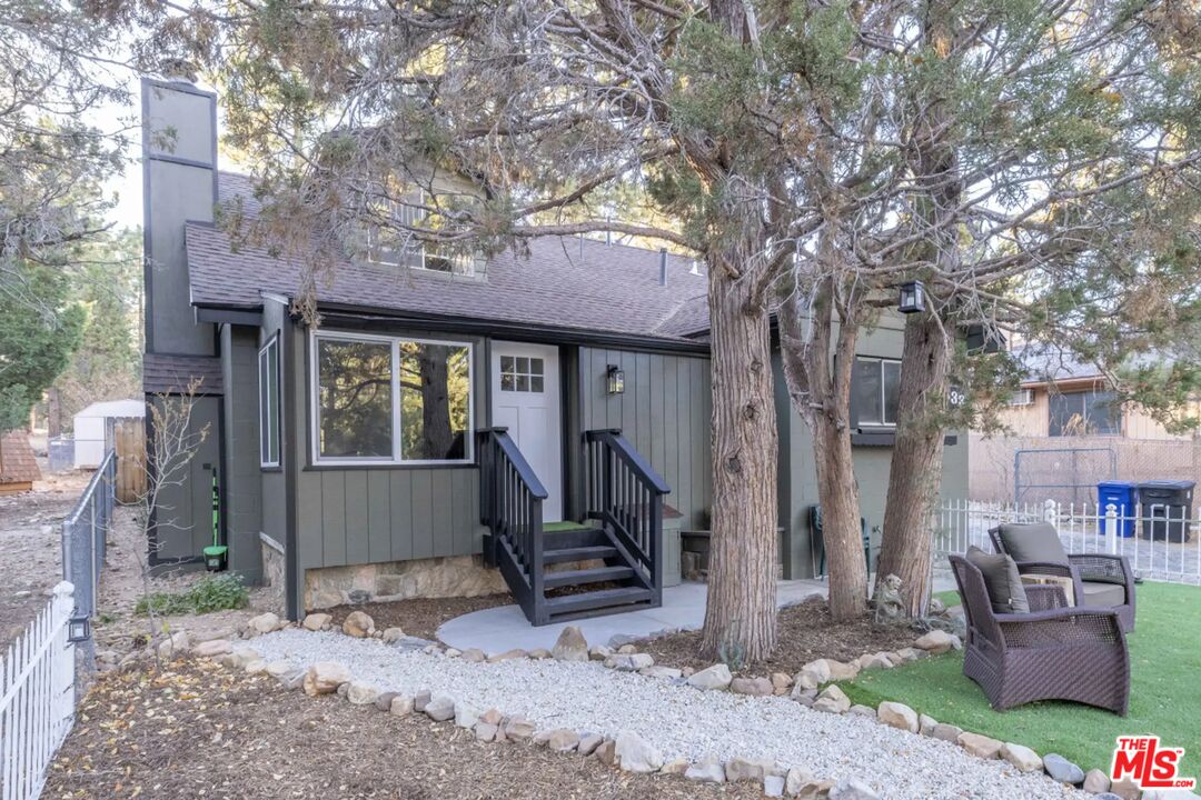 333 Downey Dr