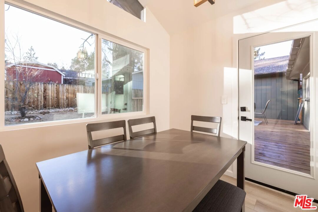 333 Downey Dr