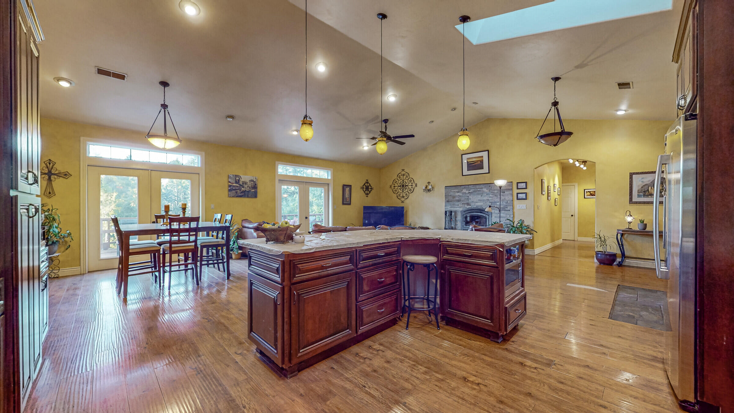 1444 Foss Road