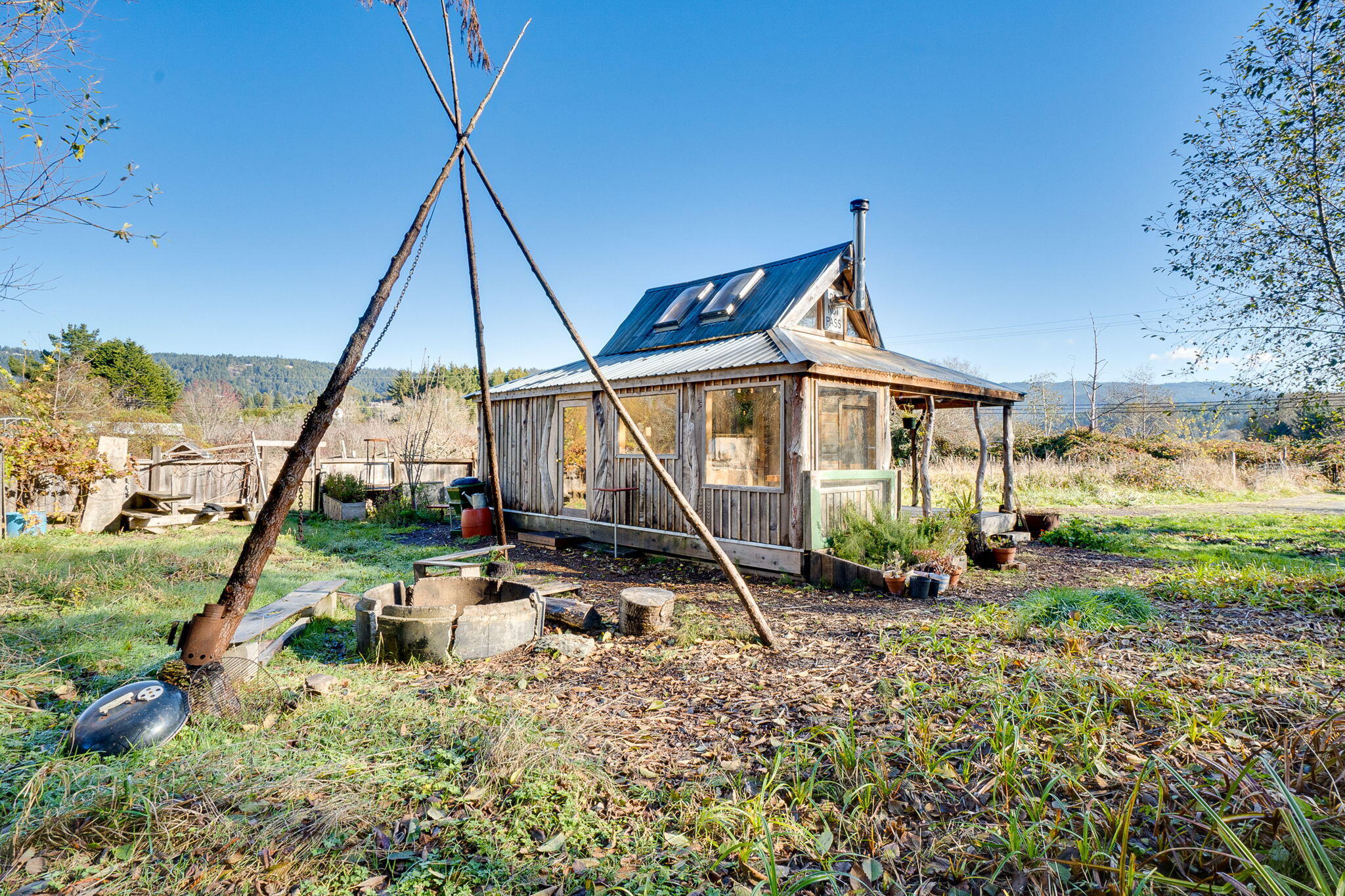 2203 Old Arcata Road