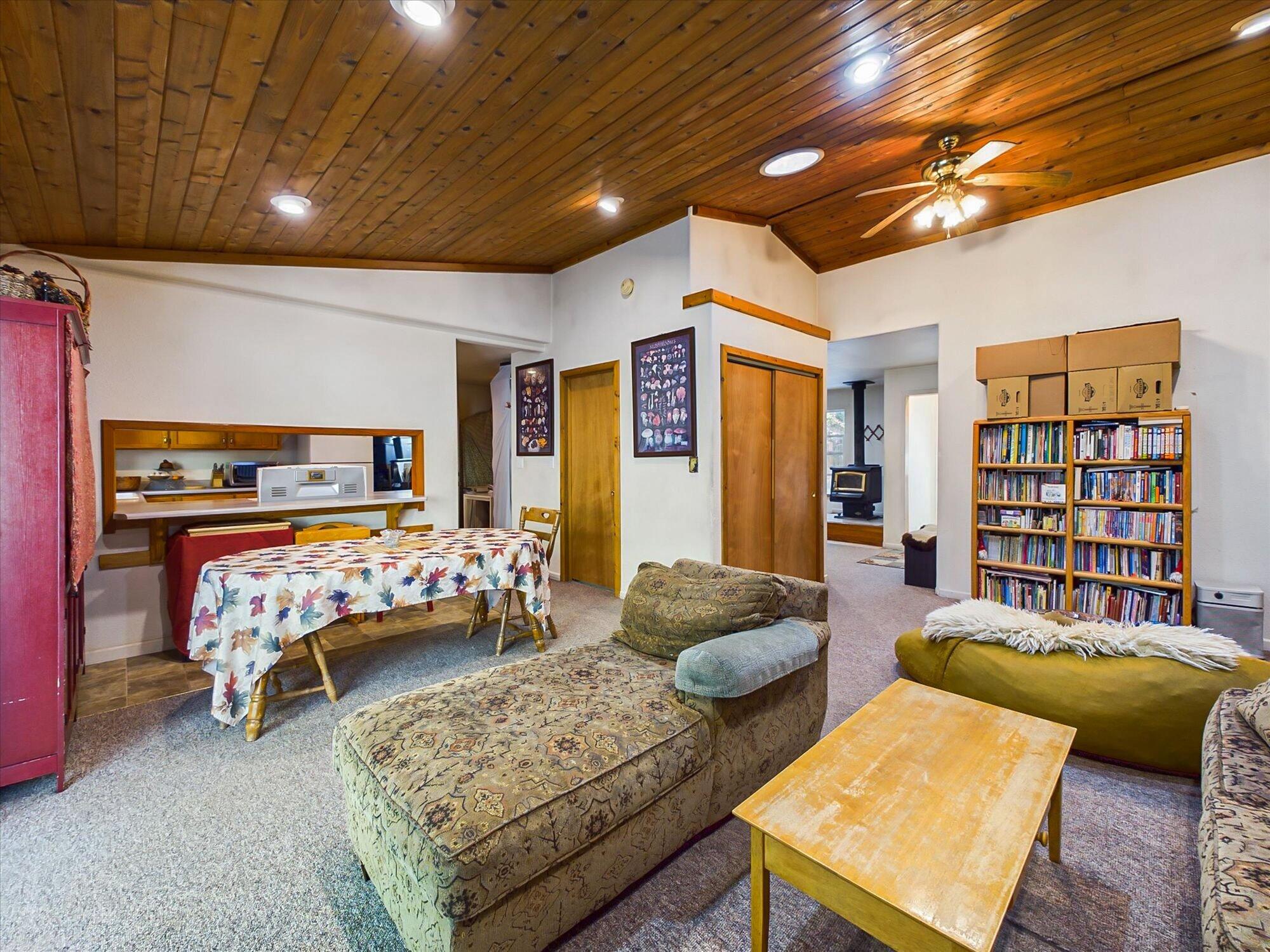 1316 Thomas Road