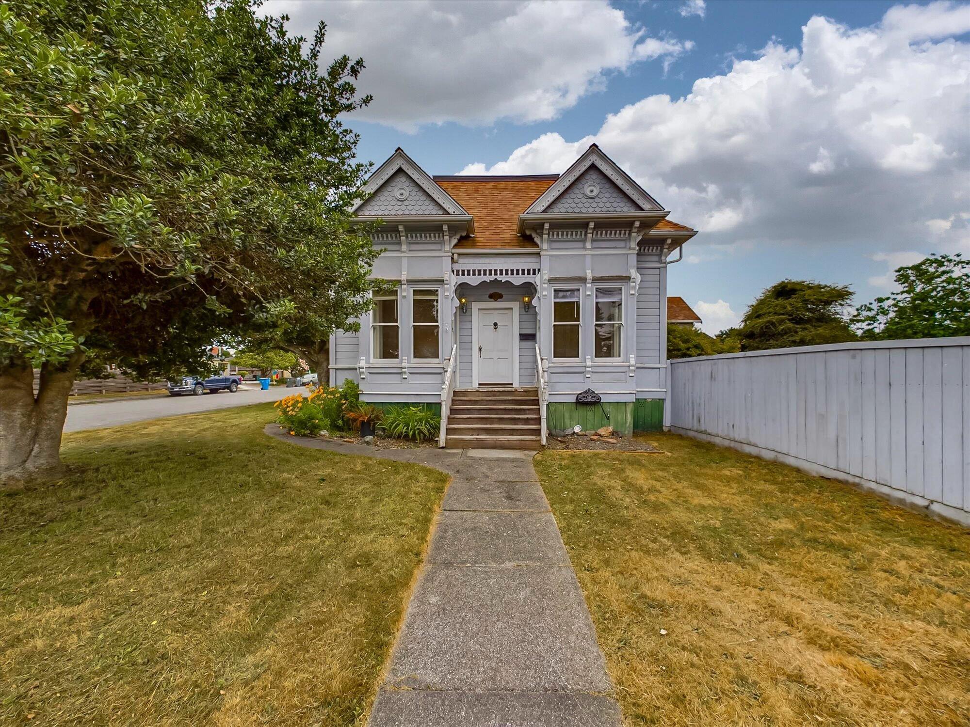 1736 14th Street
