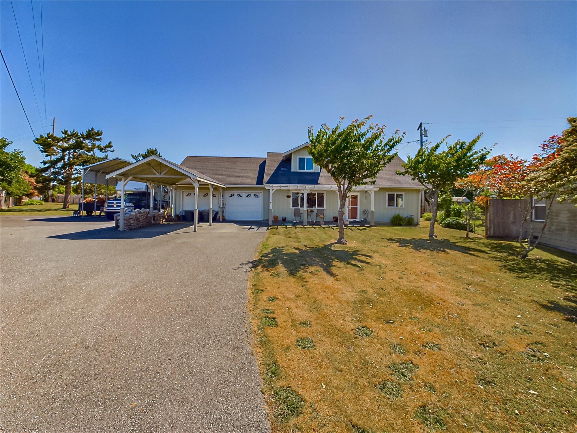 5519 Country Lane