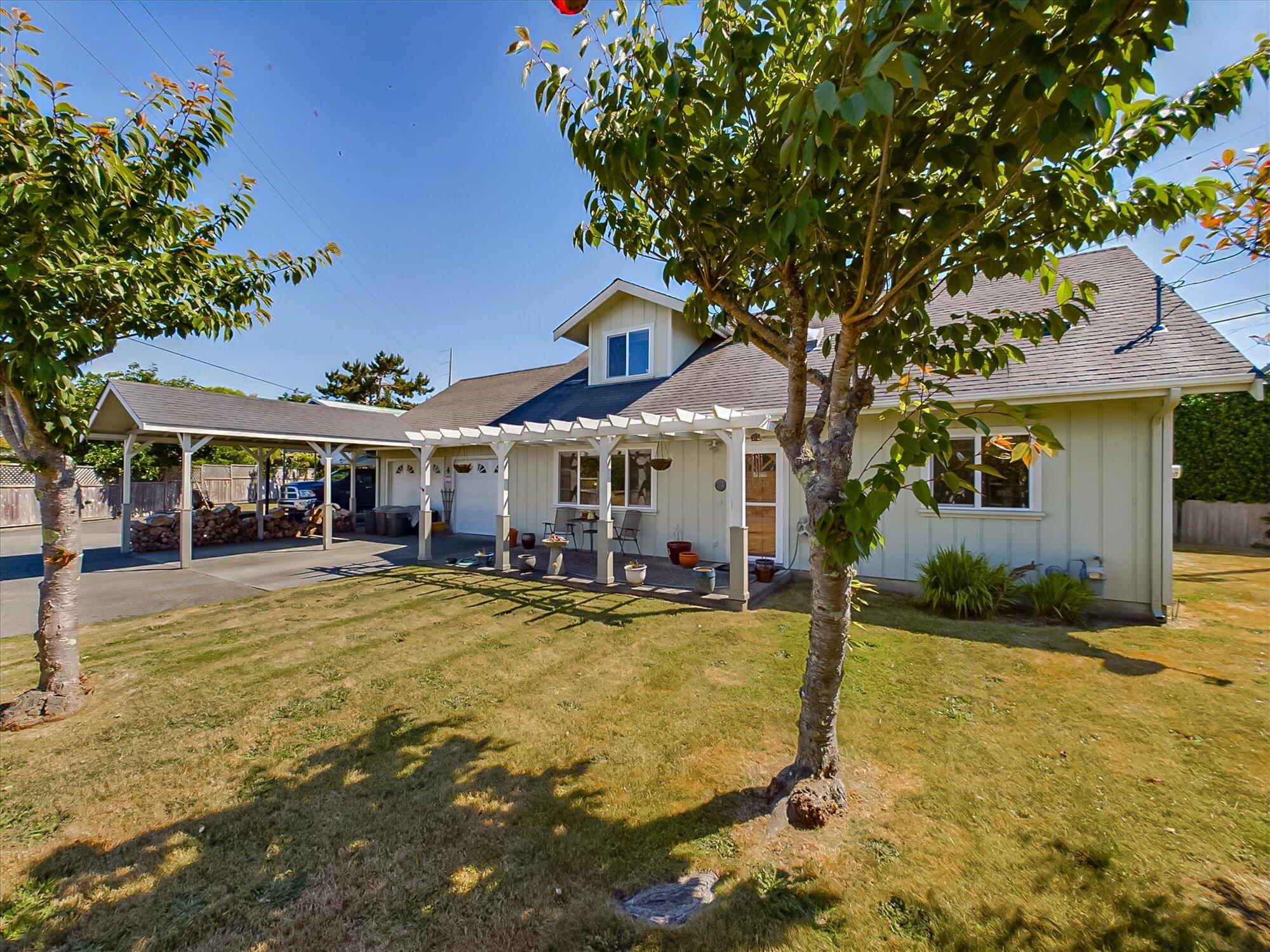 5519 Country Lane