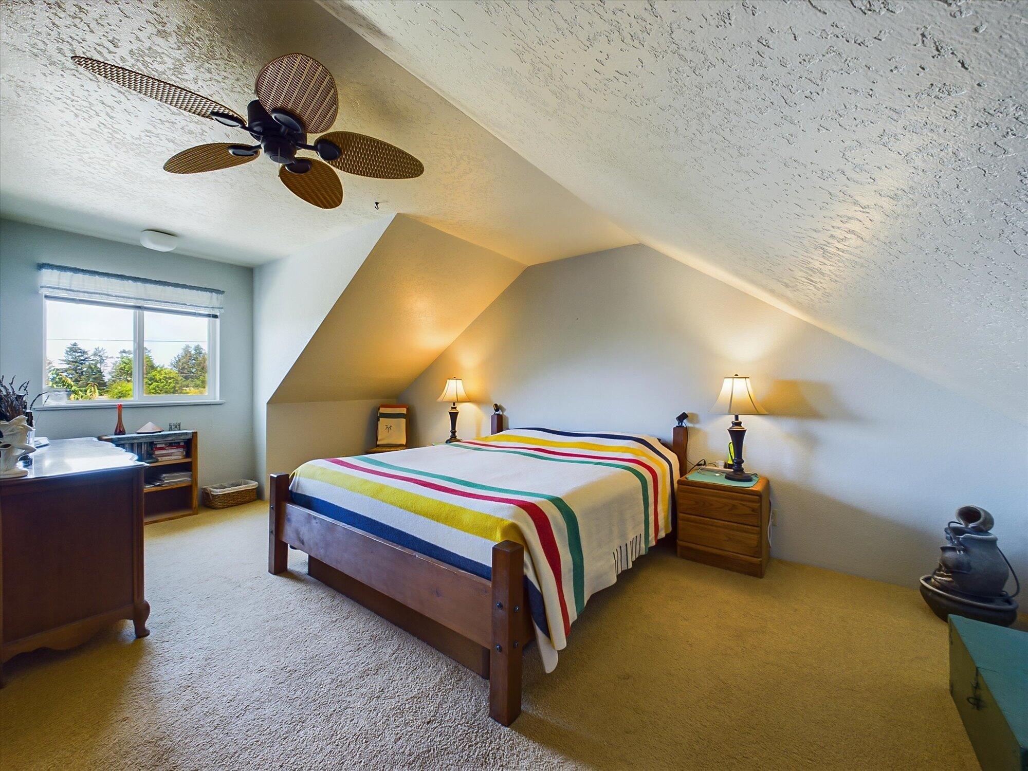 5519 Country Lane