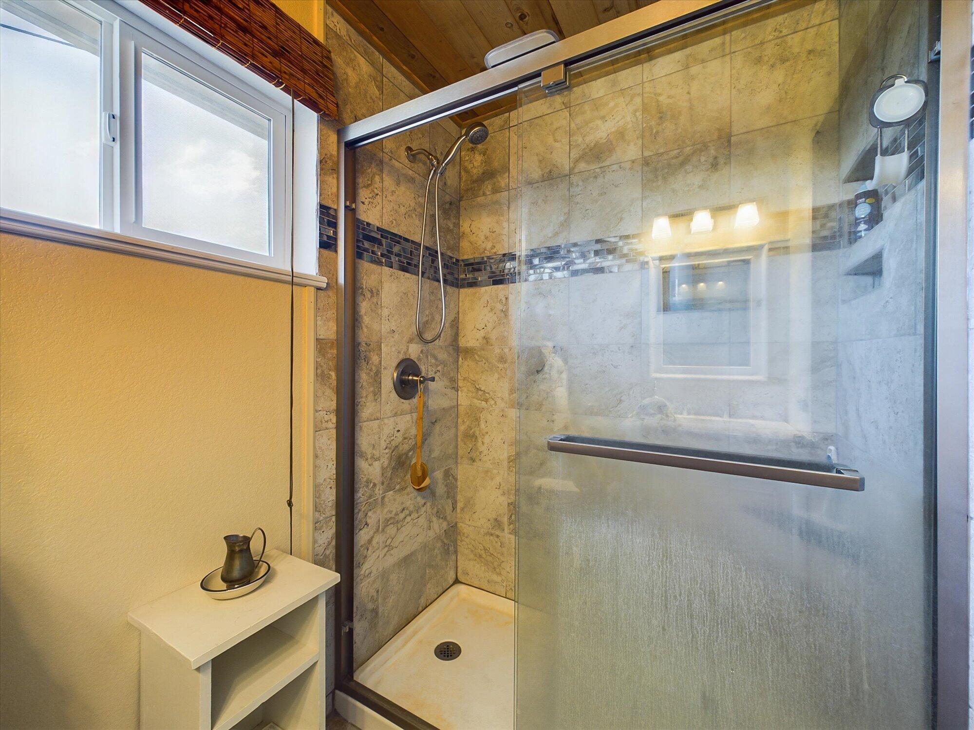 5519 Country Lane