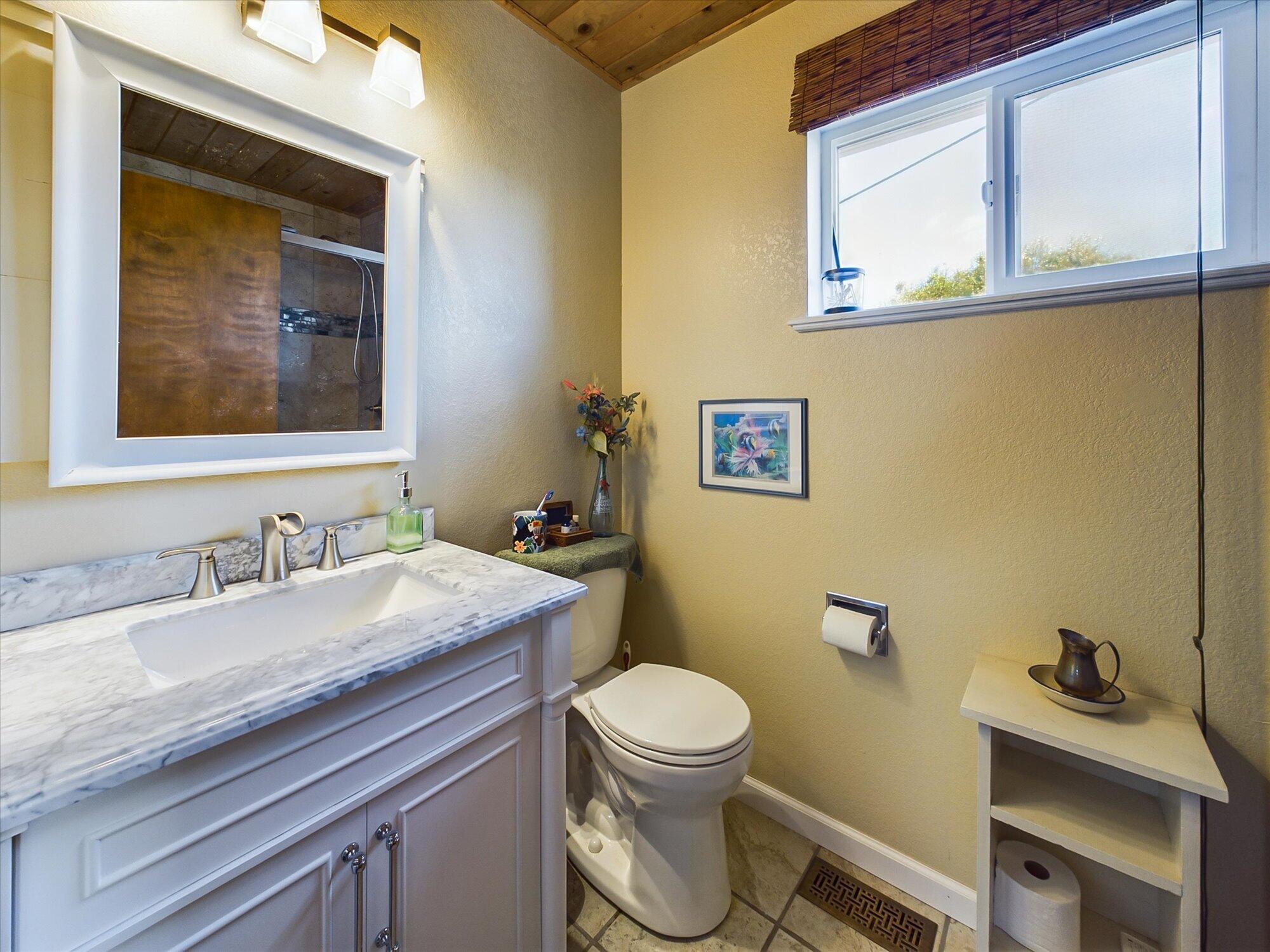 5519 Country Lane