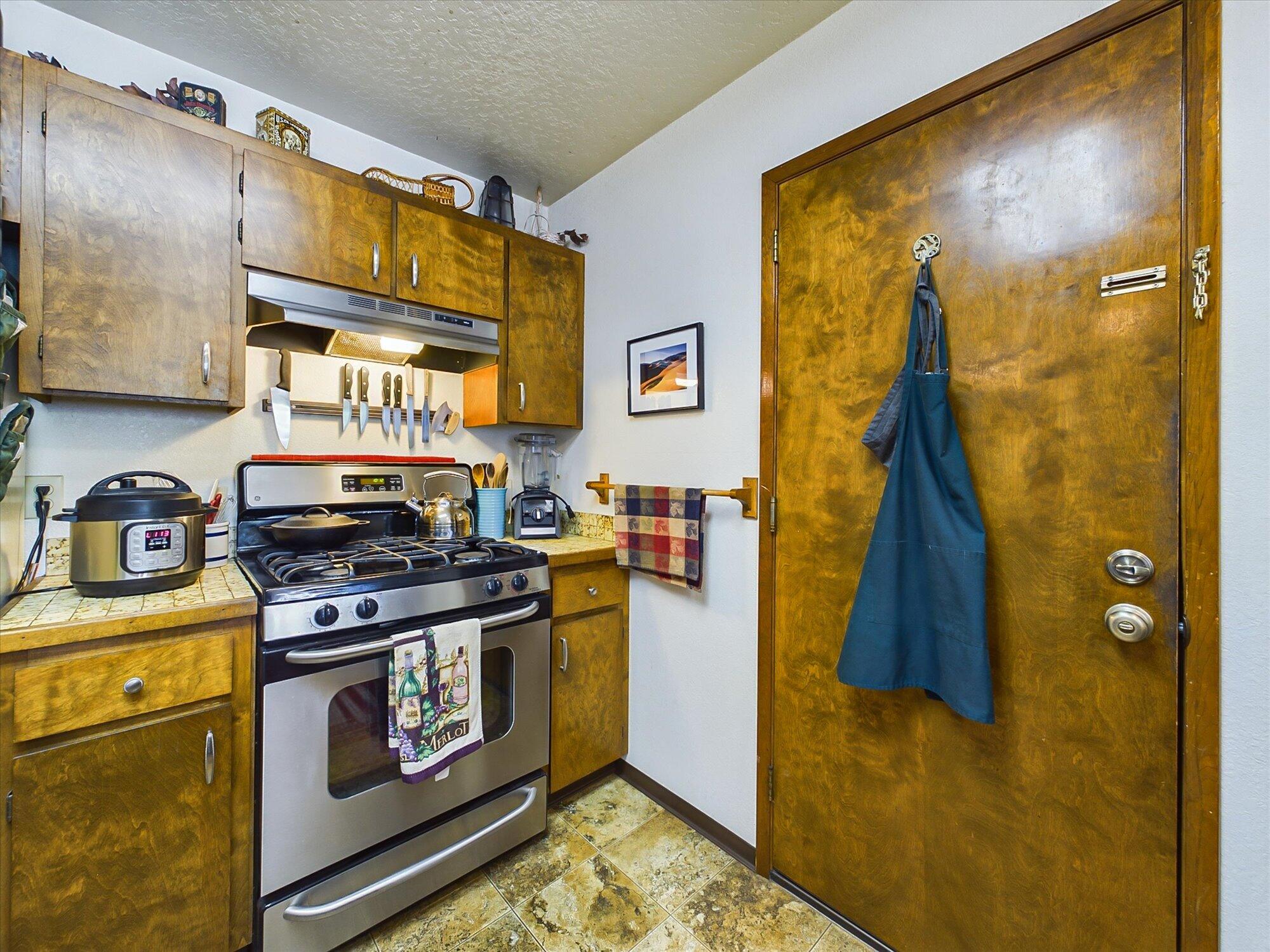 5519 Country Lane