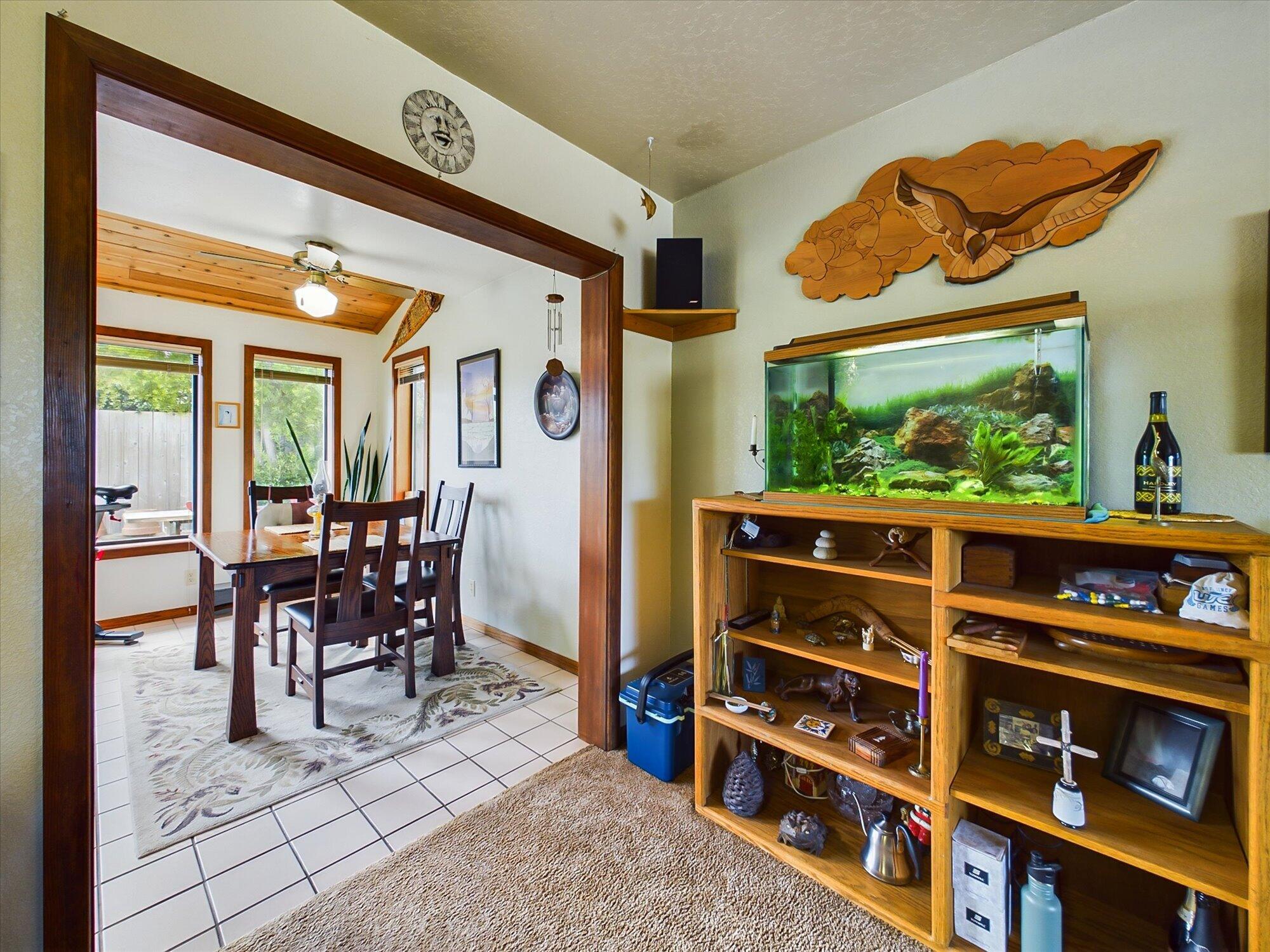 5519 Country Lane