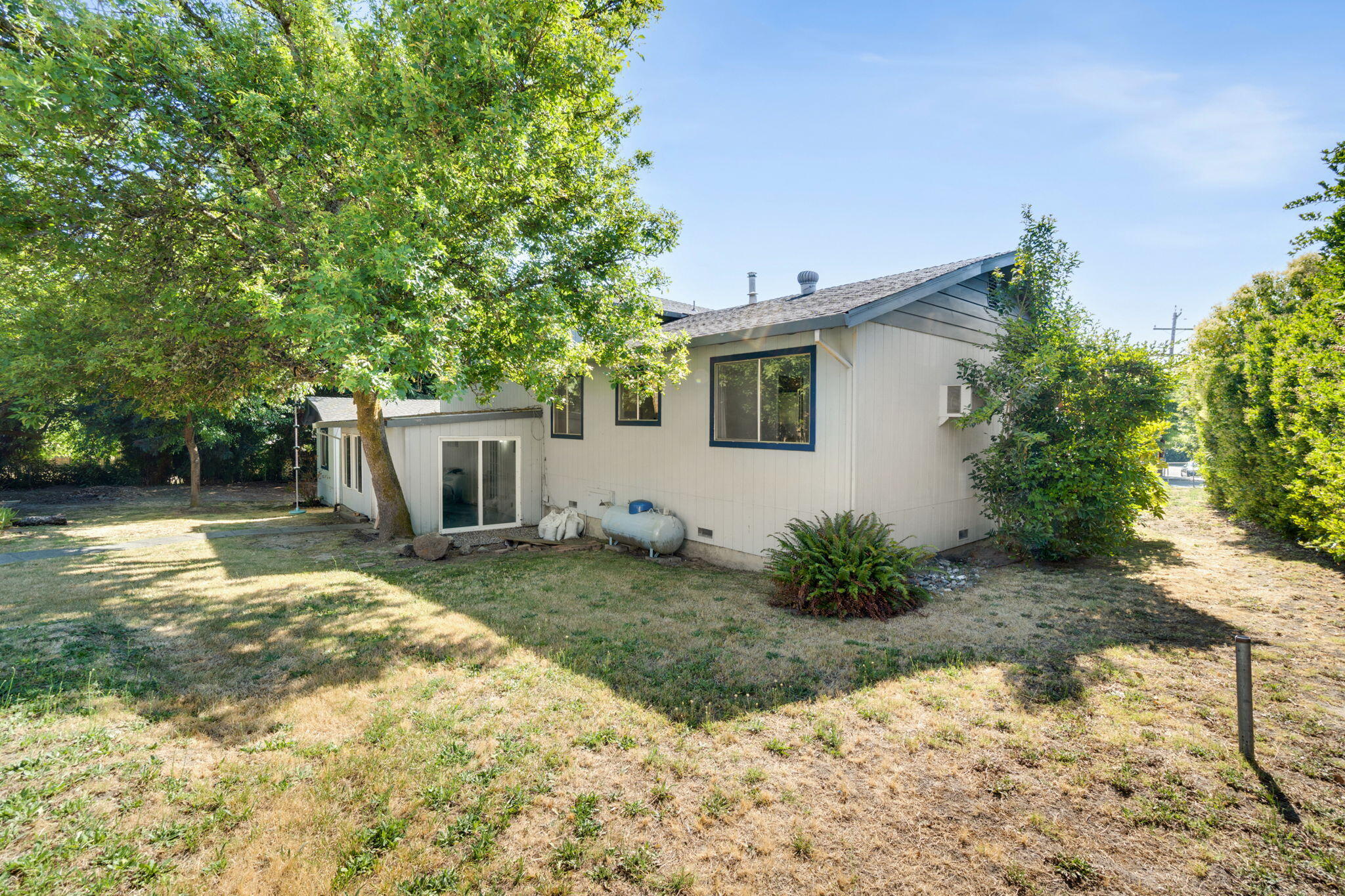 133 Humboldt Avenue