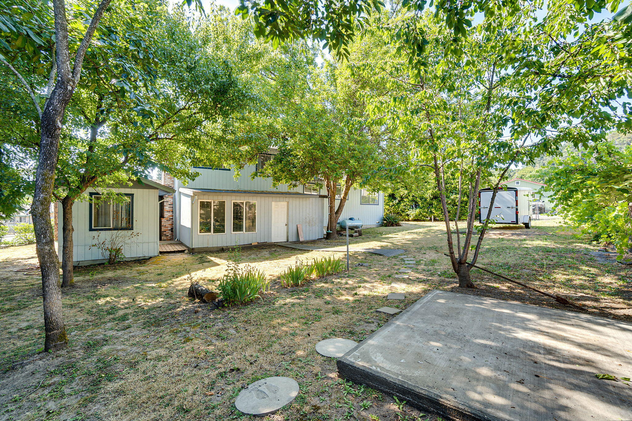 133 Humboldt Avenue