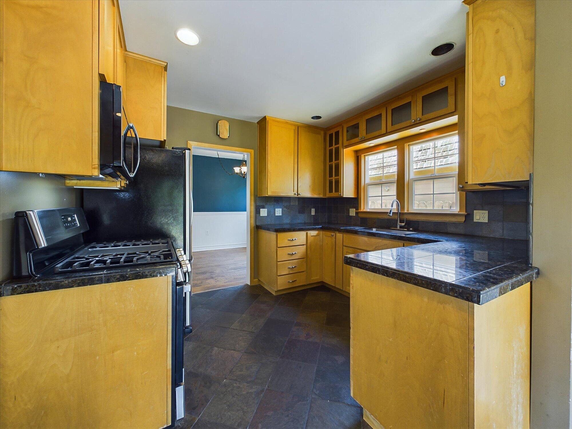 420 Long Street
