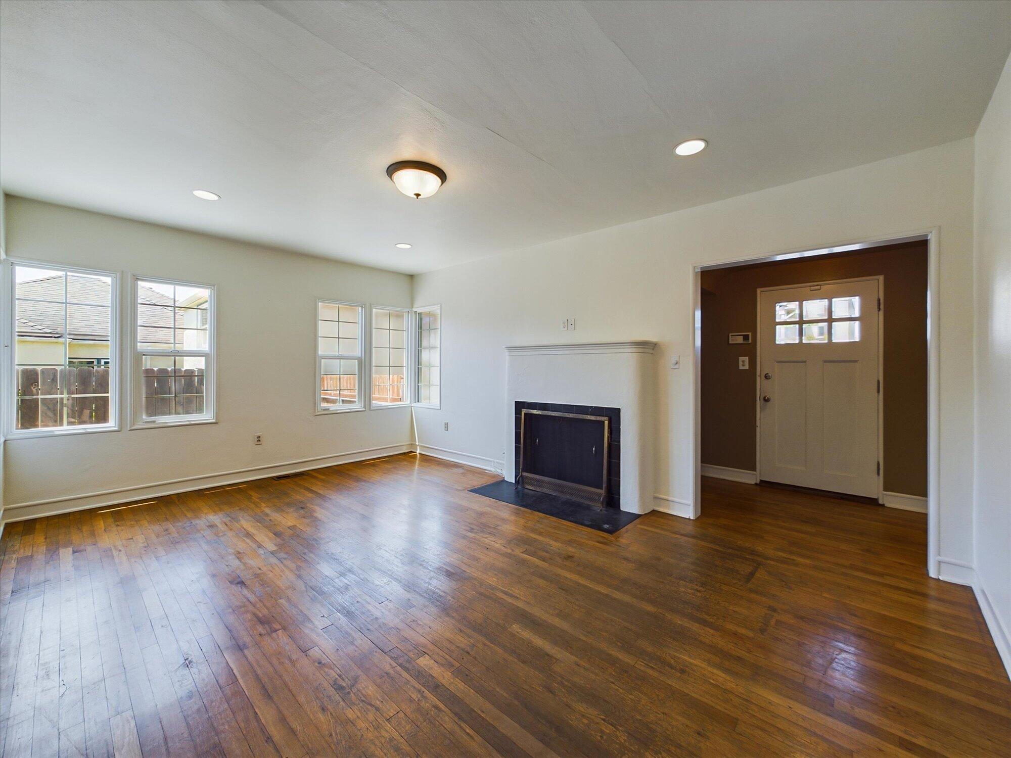 420 Long Street