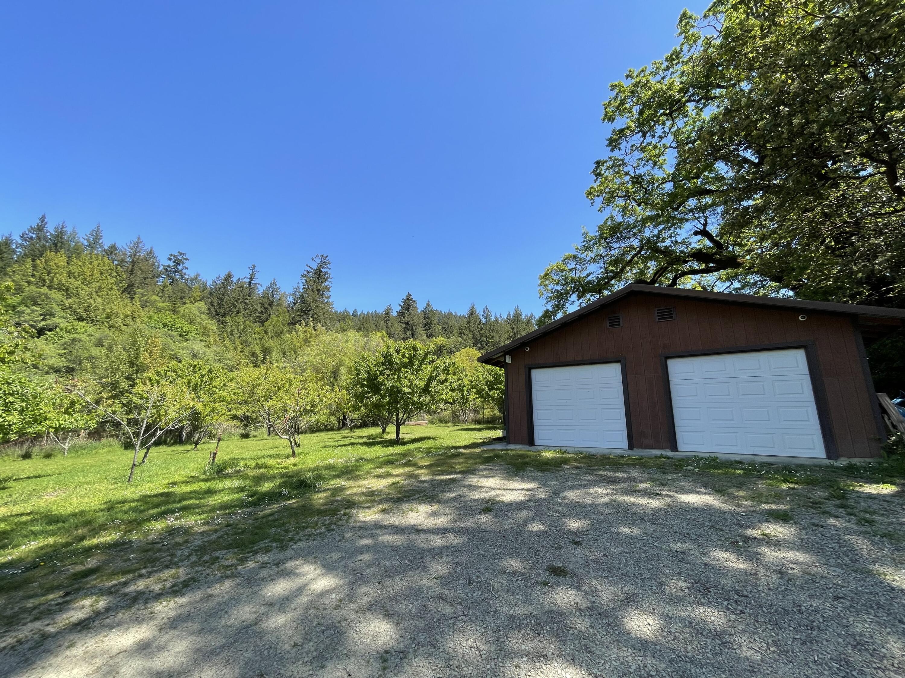 435 Cathey Ranch Road