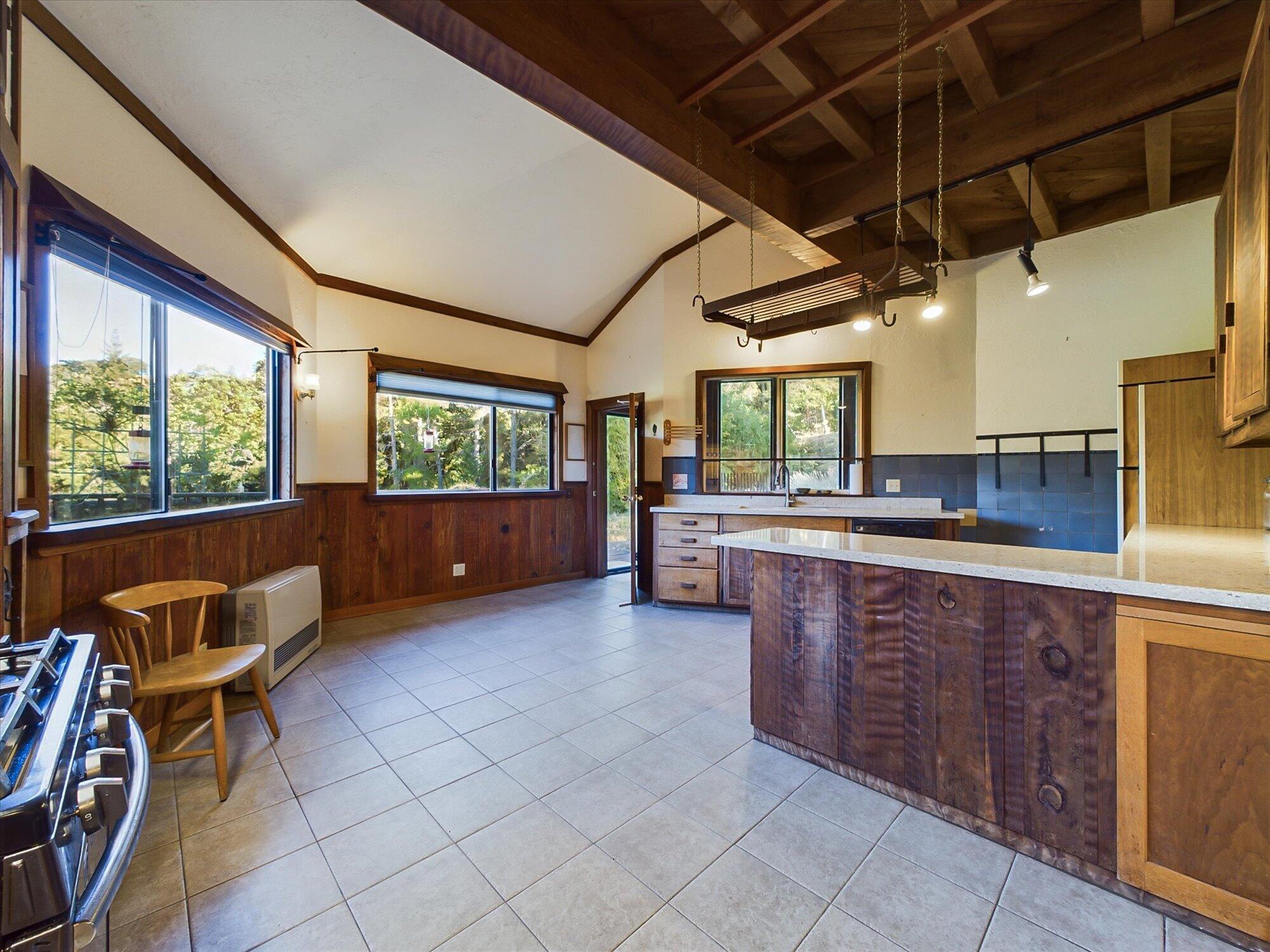 3830 Thomas Road