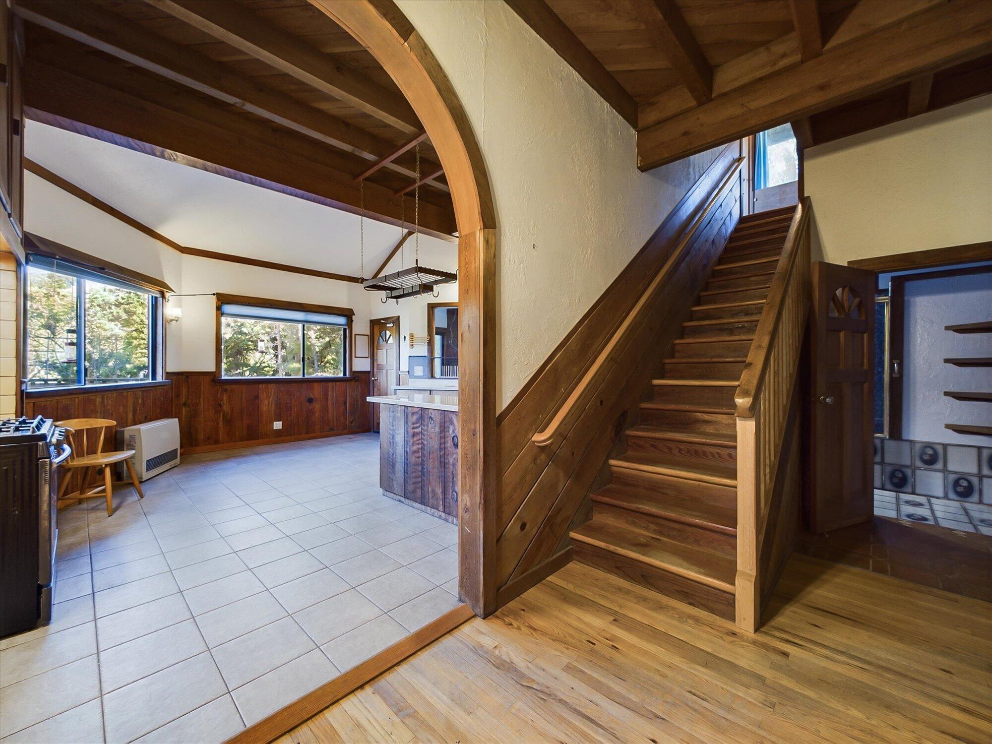3830 Thomas Road