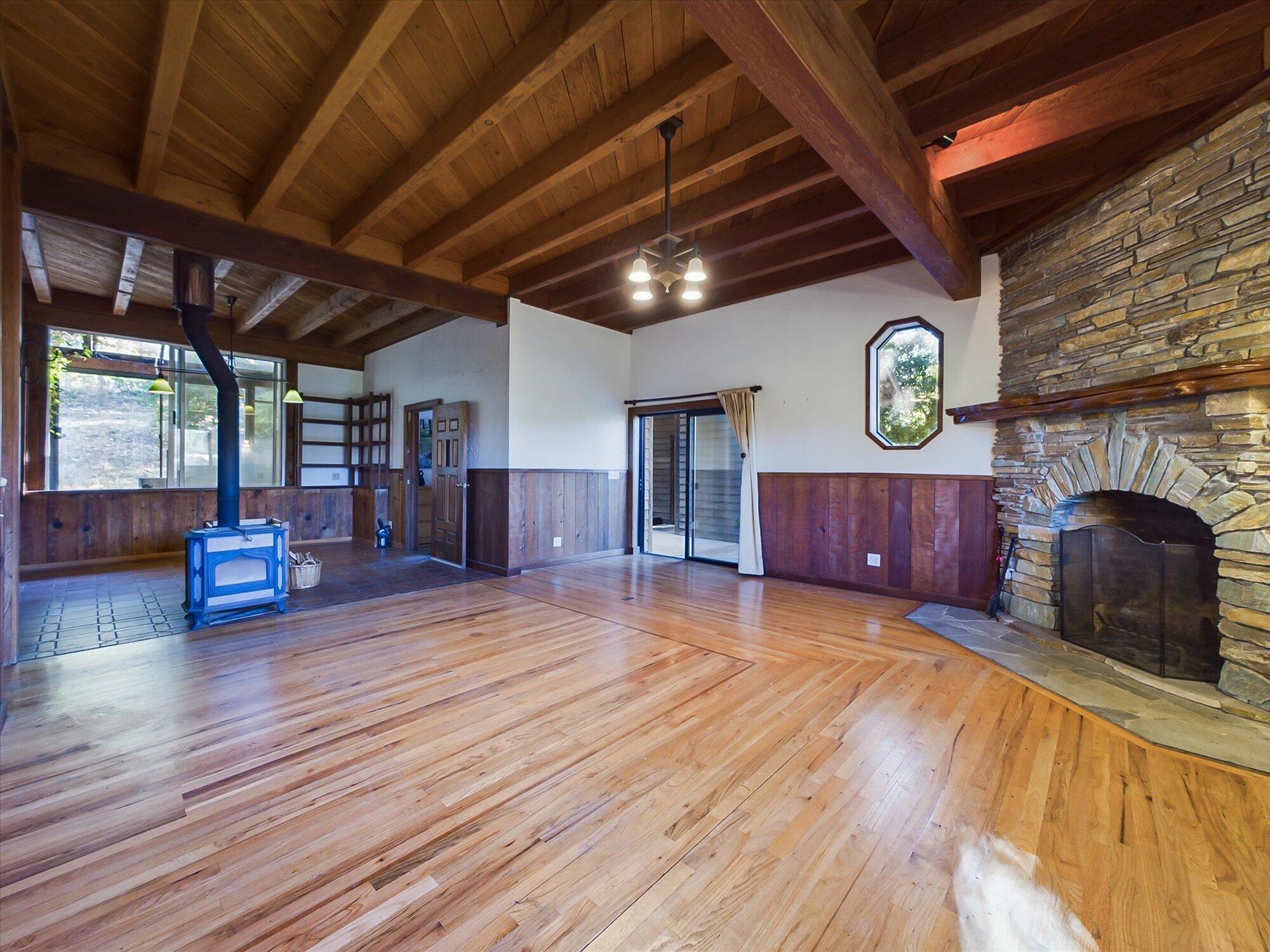 3830 Thomas Road