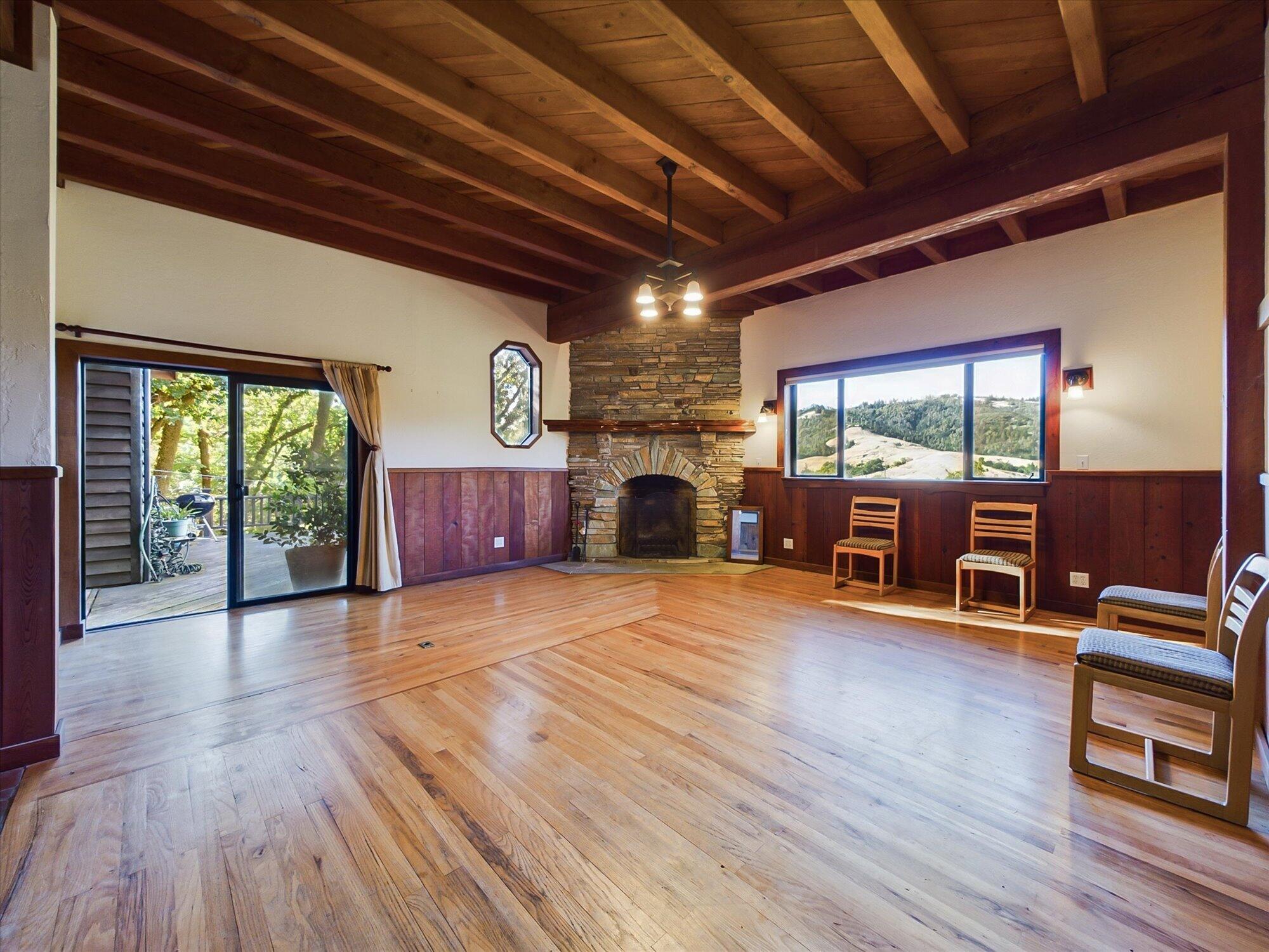 3830 Thomas Road