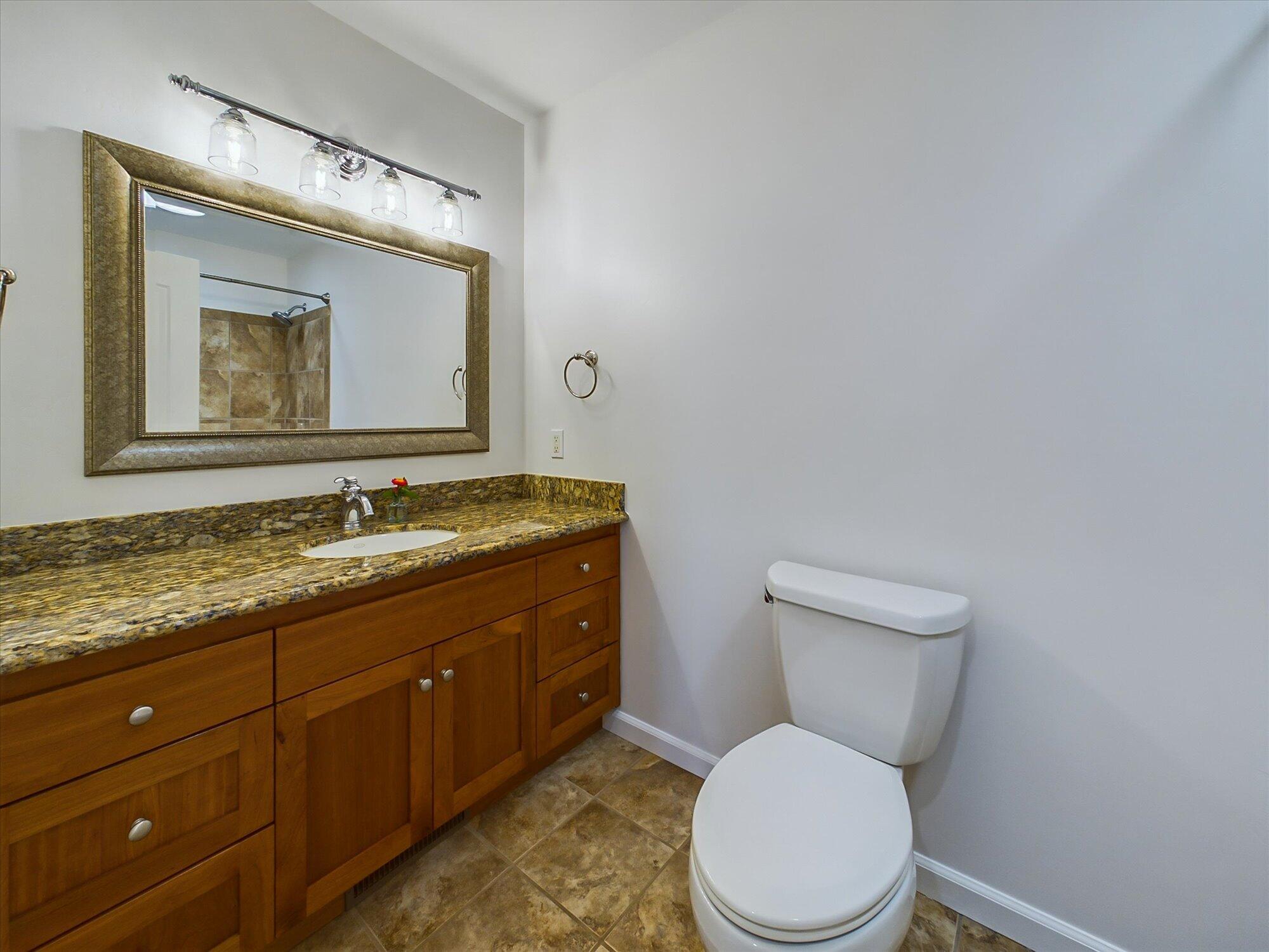 1025 Barview Court
