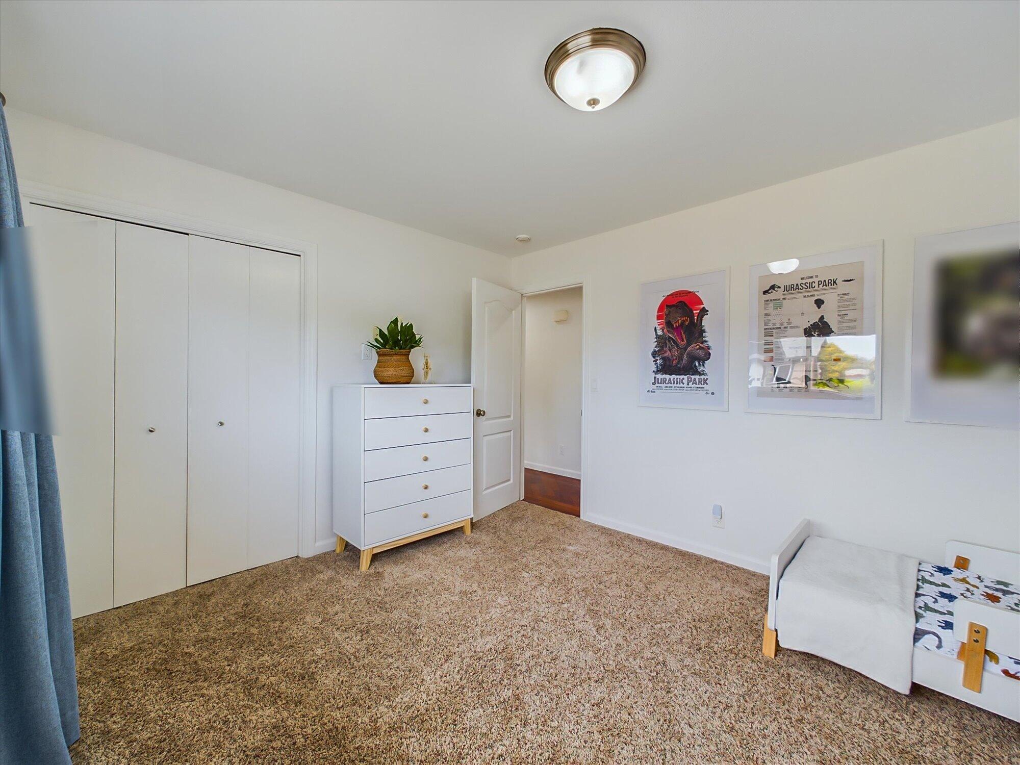 1025 Barview Court