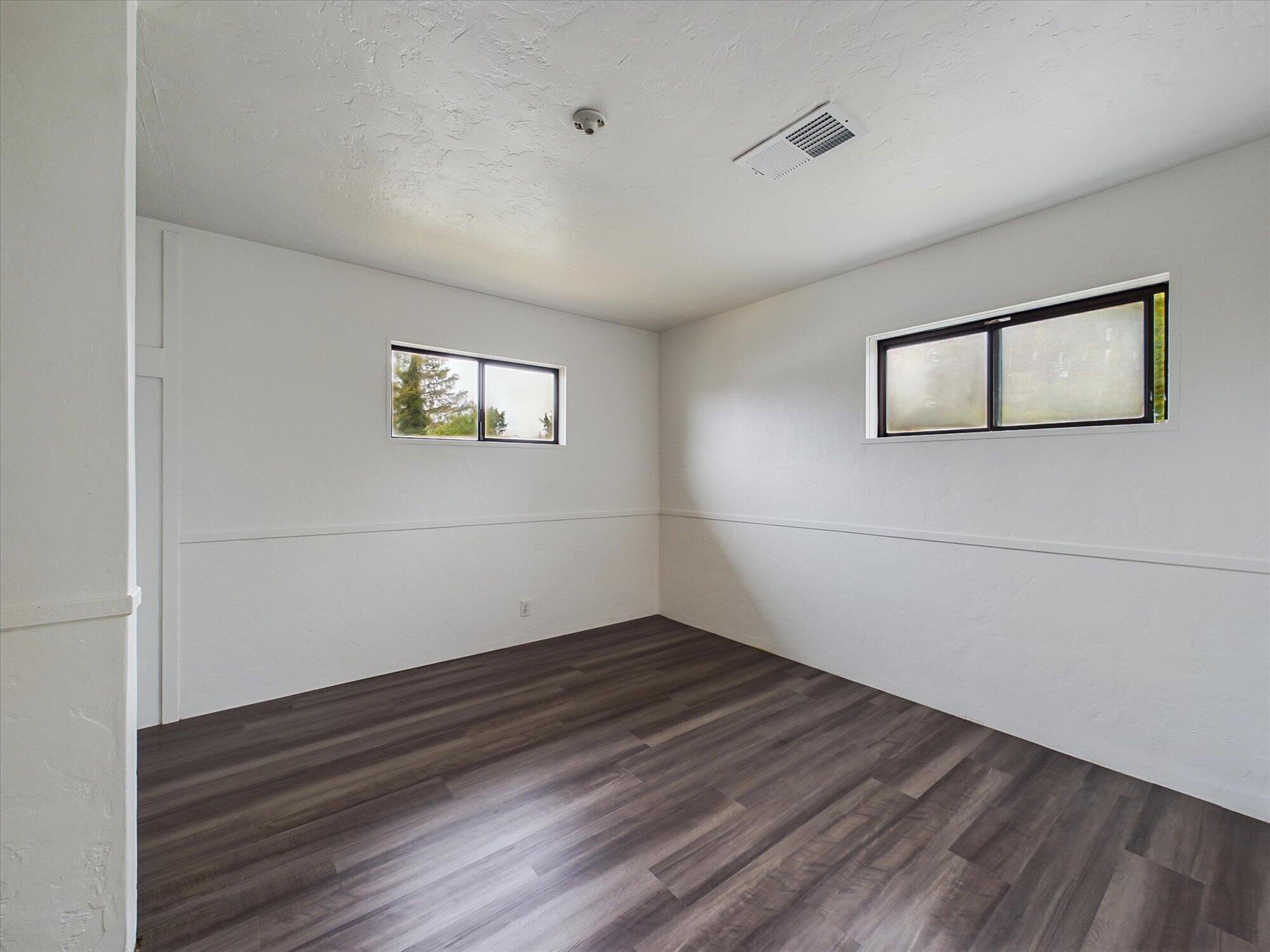2475 Donna Drive