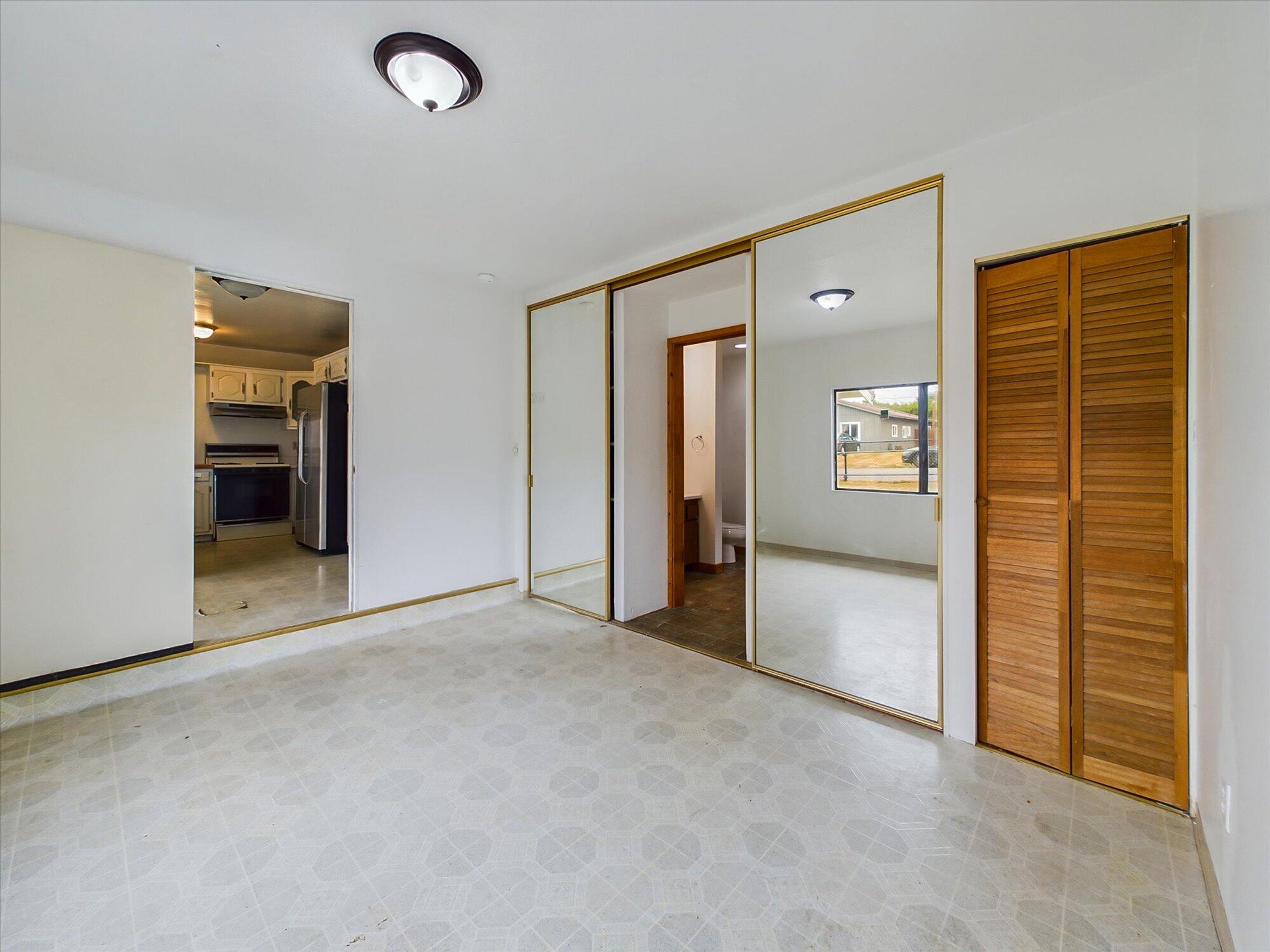 2475 Donna Drive