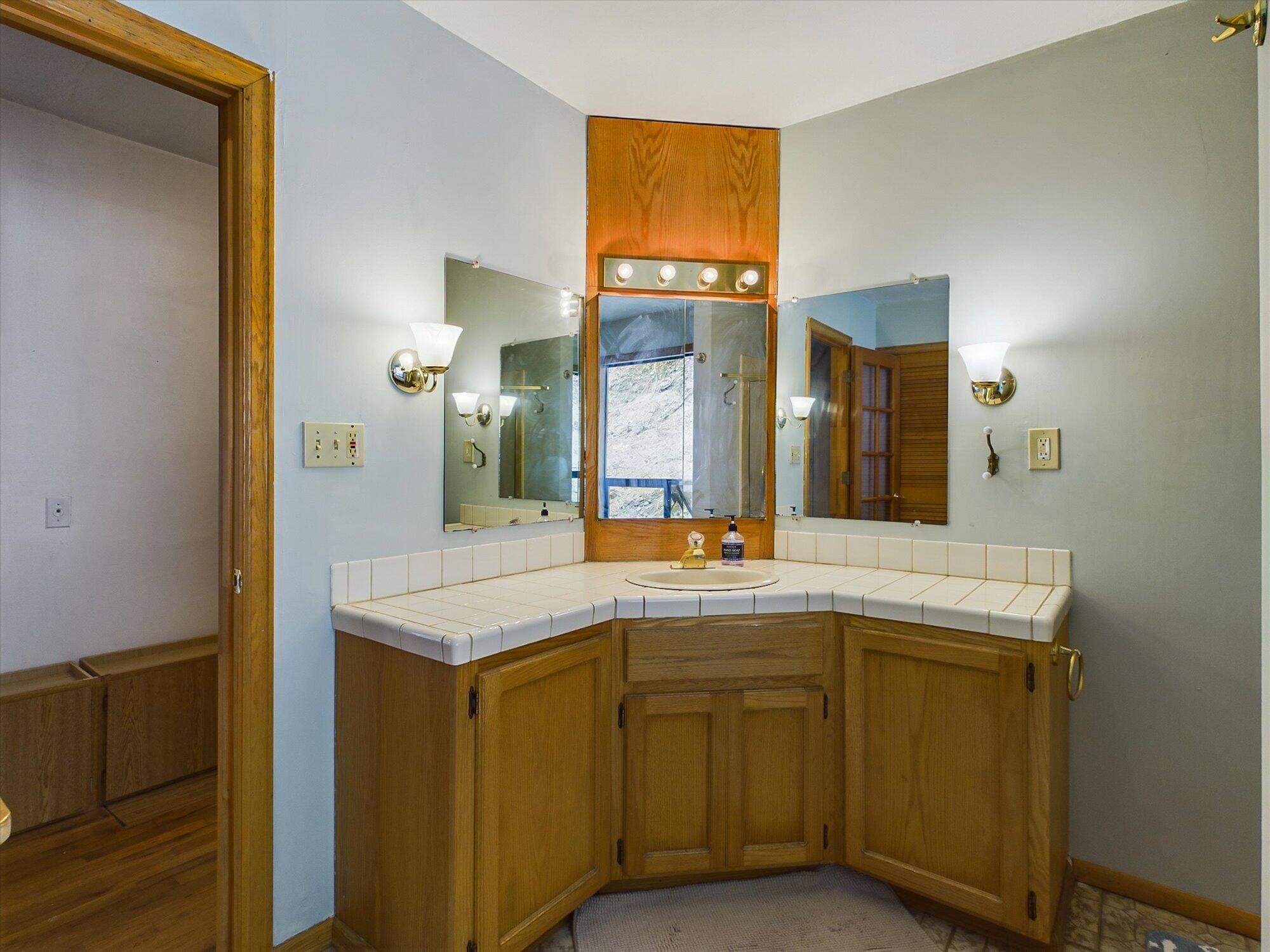 1472 Christian Ridge Road