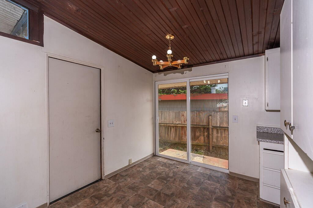 3566 High Street