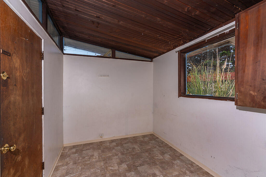 3566 High Street