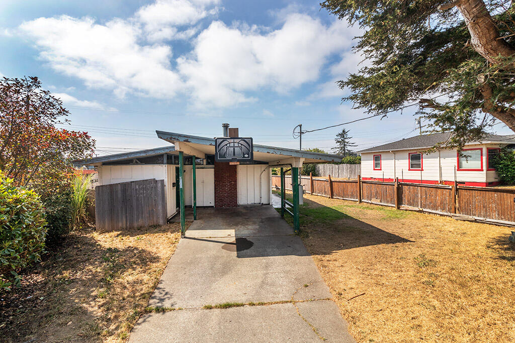 3566 High Street