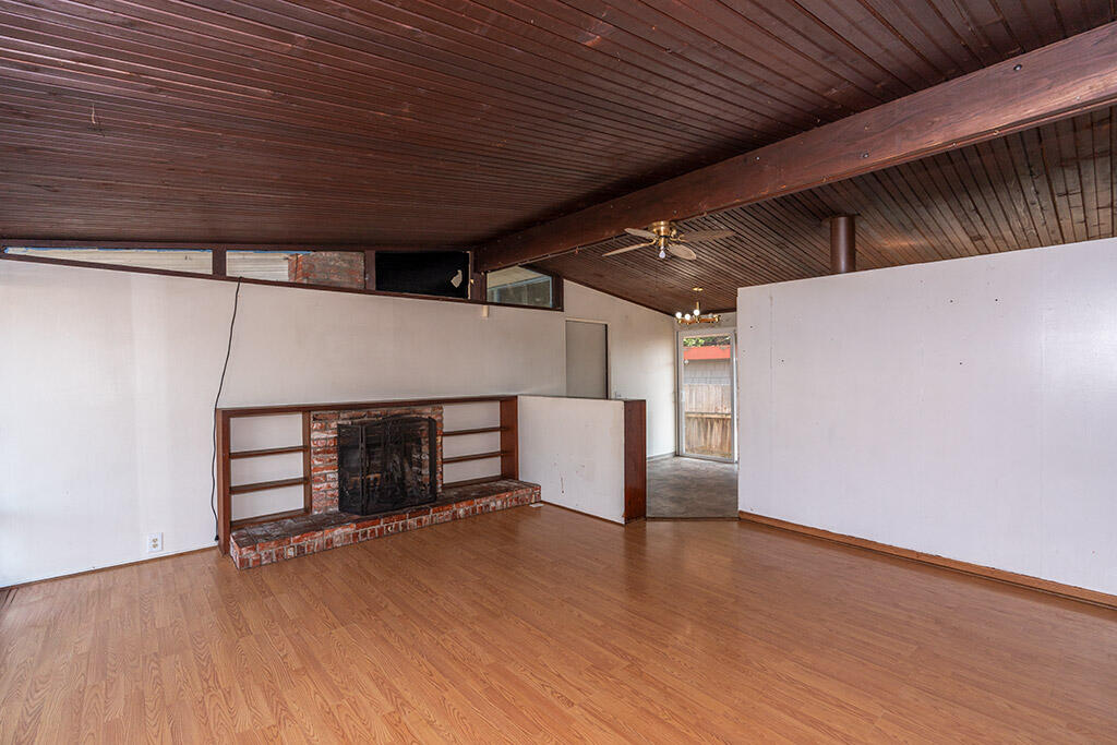 3566 High Street
